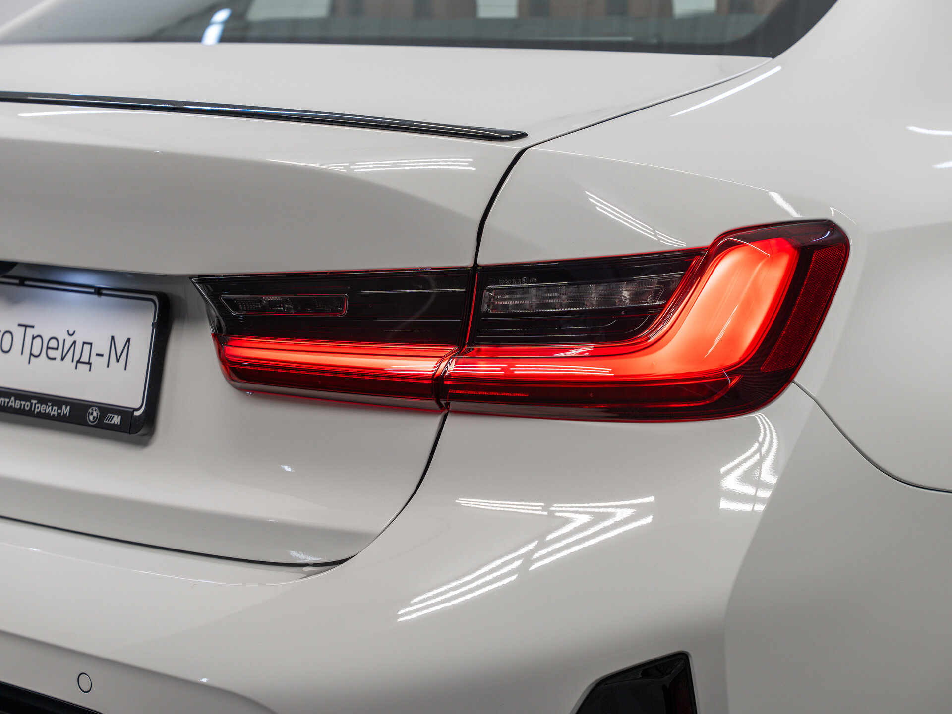 Автомобиль BMW 3 серии 320d xDrive 2.0d AT (190 л.с.) 4WD - 10