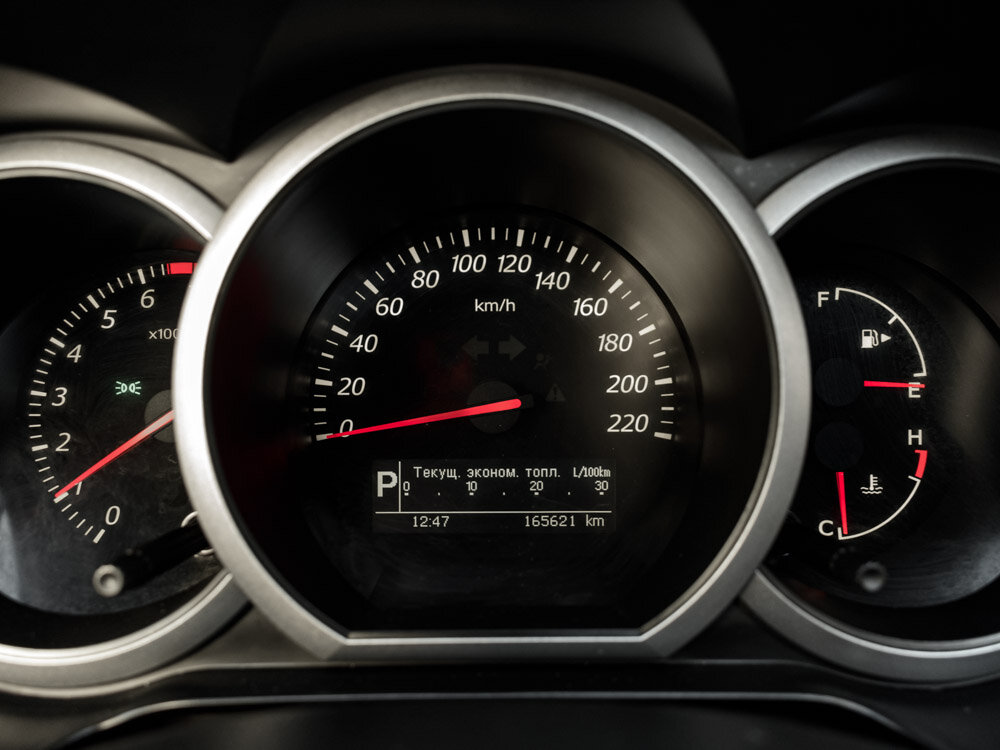 Купить Suzuki Grand Vitara 2.4 AT (169 л.с.) 4WD, 2011 в Екатеренбурге