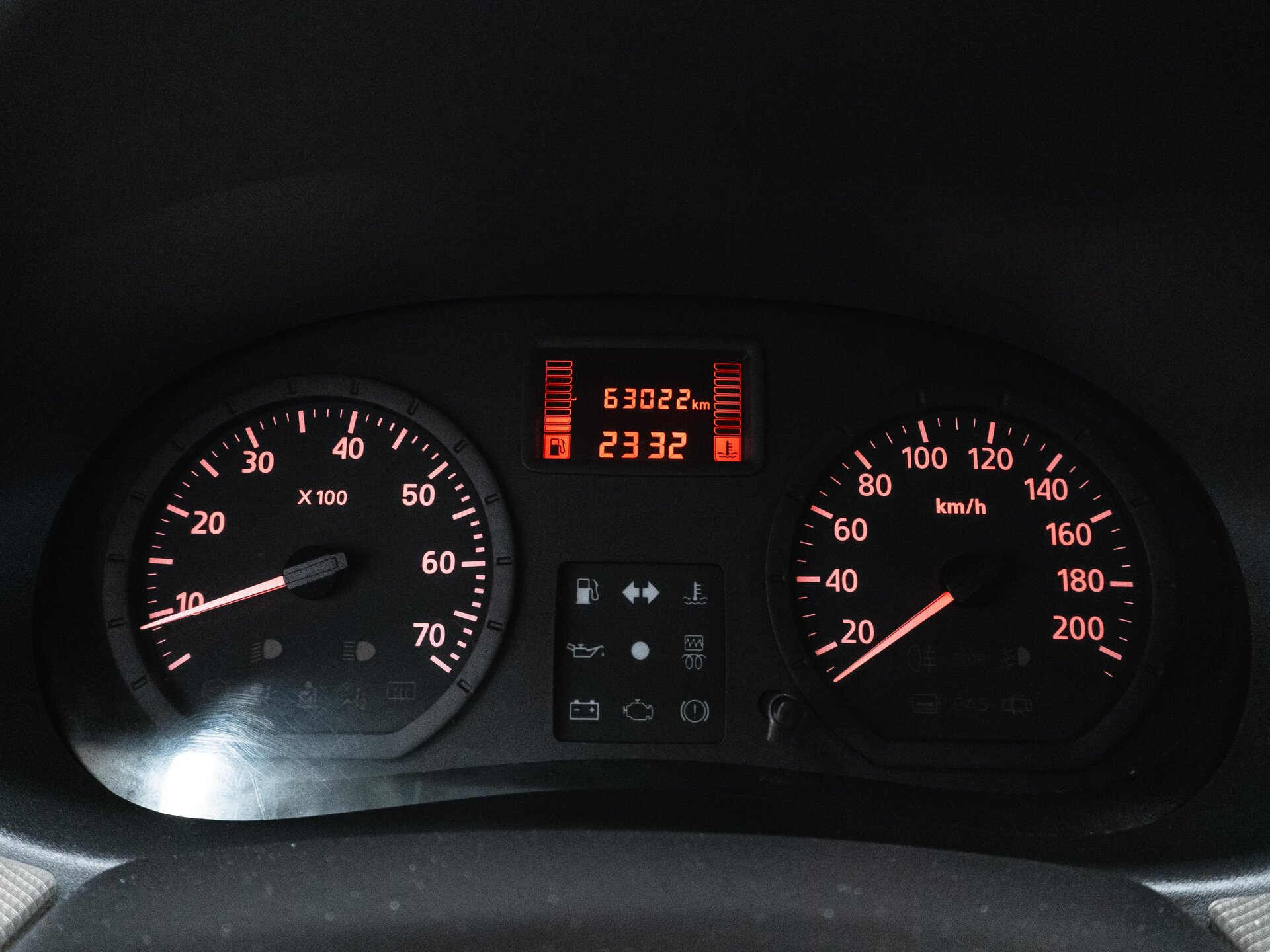 Renault Logan 2010 16