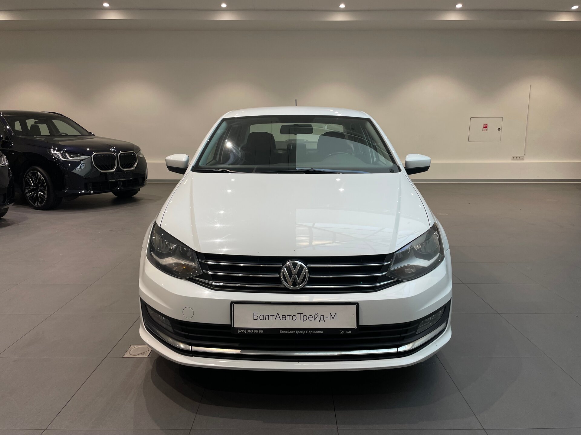 Автомобиль Volkswagen Polo 1.6 AT (110 л.с.) - 2