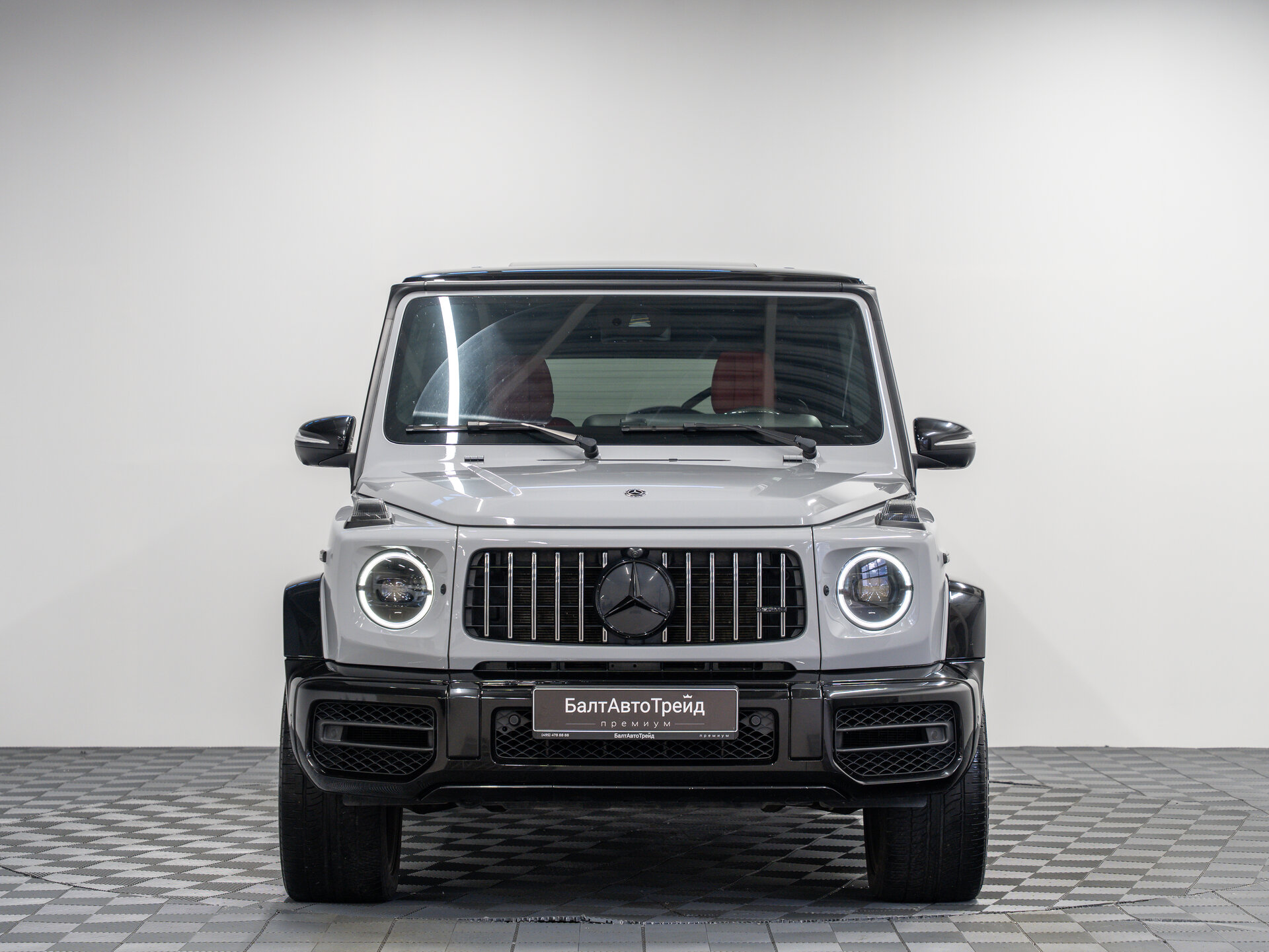 Автомобиль Mercedes-Benz G-Класс AMG 63 AMG 4.0 AT (585 л.с.) 4WD - 4