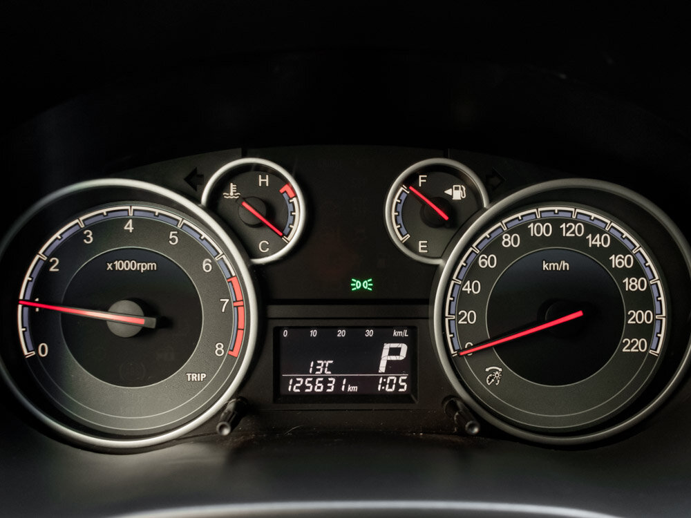 Купить Suzuki SX4 1.6 AT (112 л.с.), 2012 в Екатеренбурге
