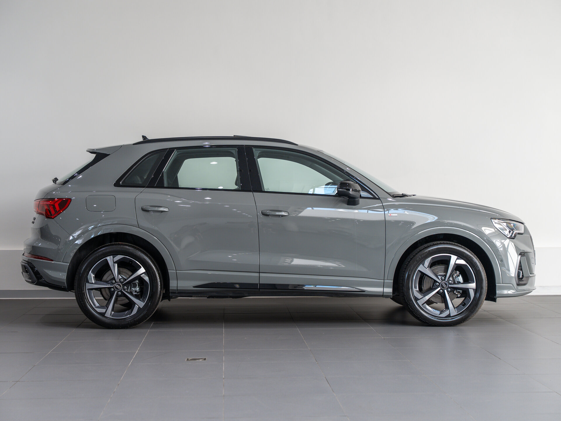 Автомобиль Audi Q3 35 TFSI 1.5 AMT (160 л.с.) - 4