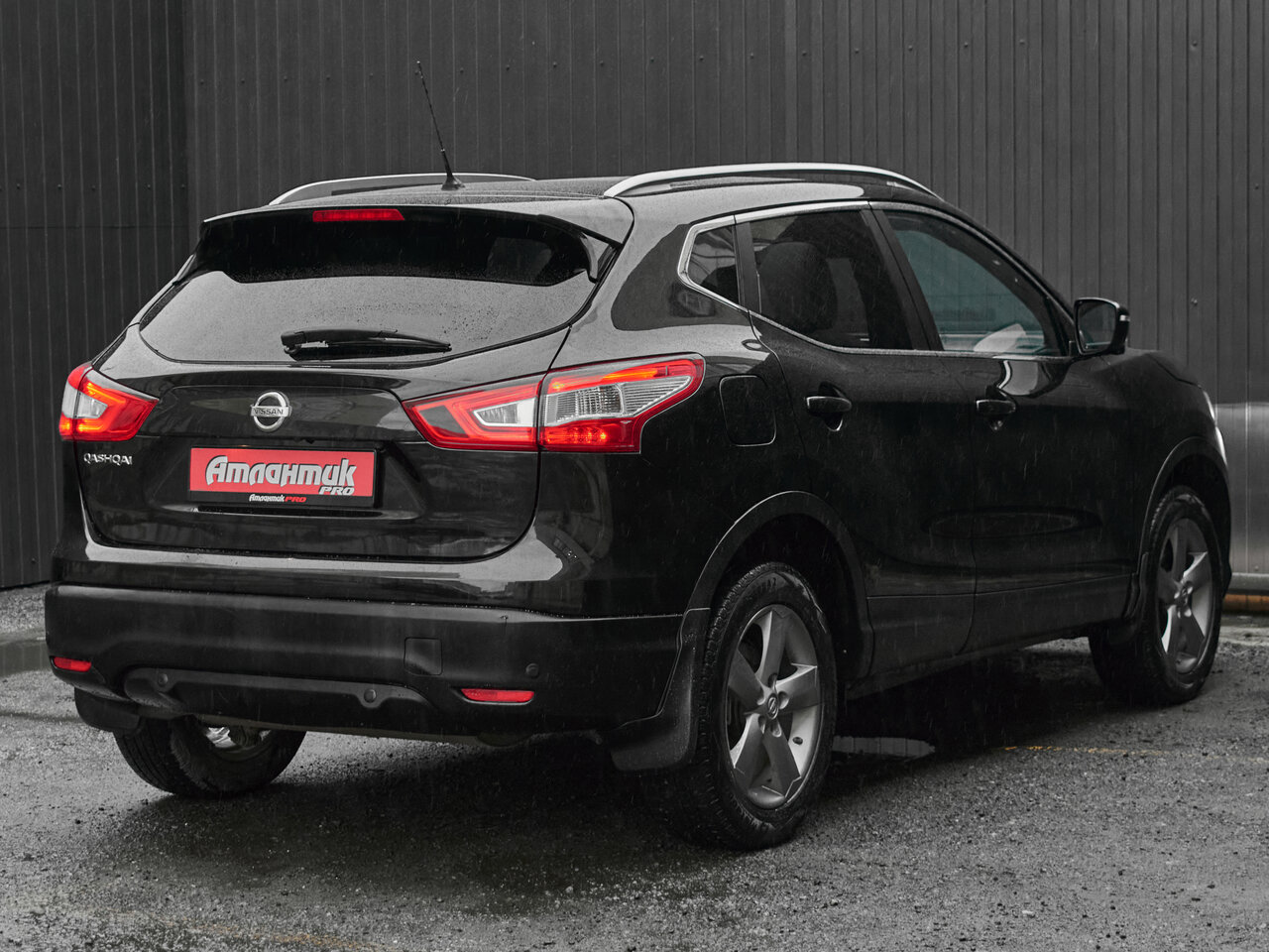 Купить Nissan Qashqai 2.0 CVT (144 л.с.) 4WD, 2014 в Екатеренбурге