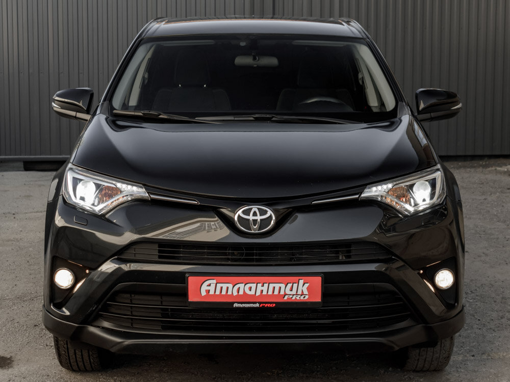 Купить Toyota RAV4 2.0 CVT (146 л.с.) 4WD, 2016 в Екатеренбурге