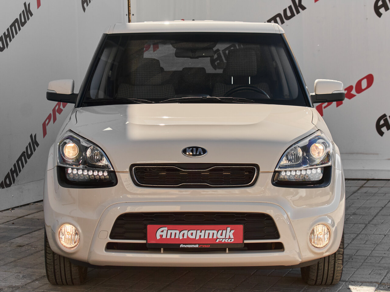 Купить Kia Soul 1.6 AT (129 л.с.), 2014 в Екатеренбурге