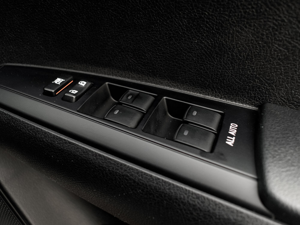 Купить Toyota Corolla Axio 1.5 CVT (103 л.с.) 4WD, 2019 в Екатеренбурге