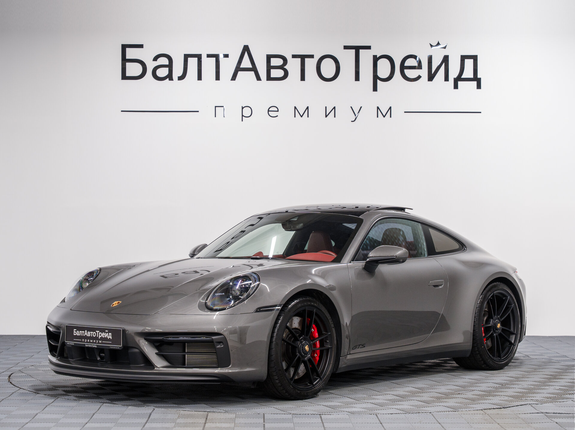 Автомобиль Porsche 911 Carrera 4 GTS 3.0 AMT (480 л.с.) 4WD - 1