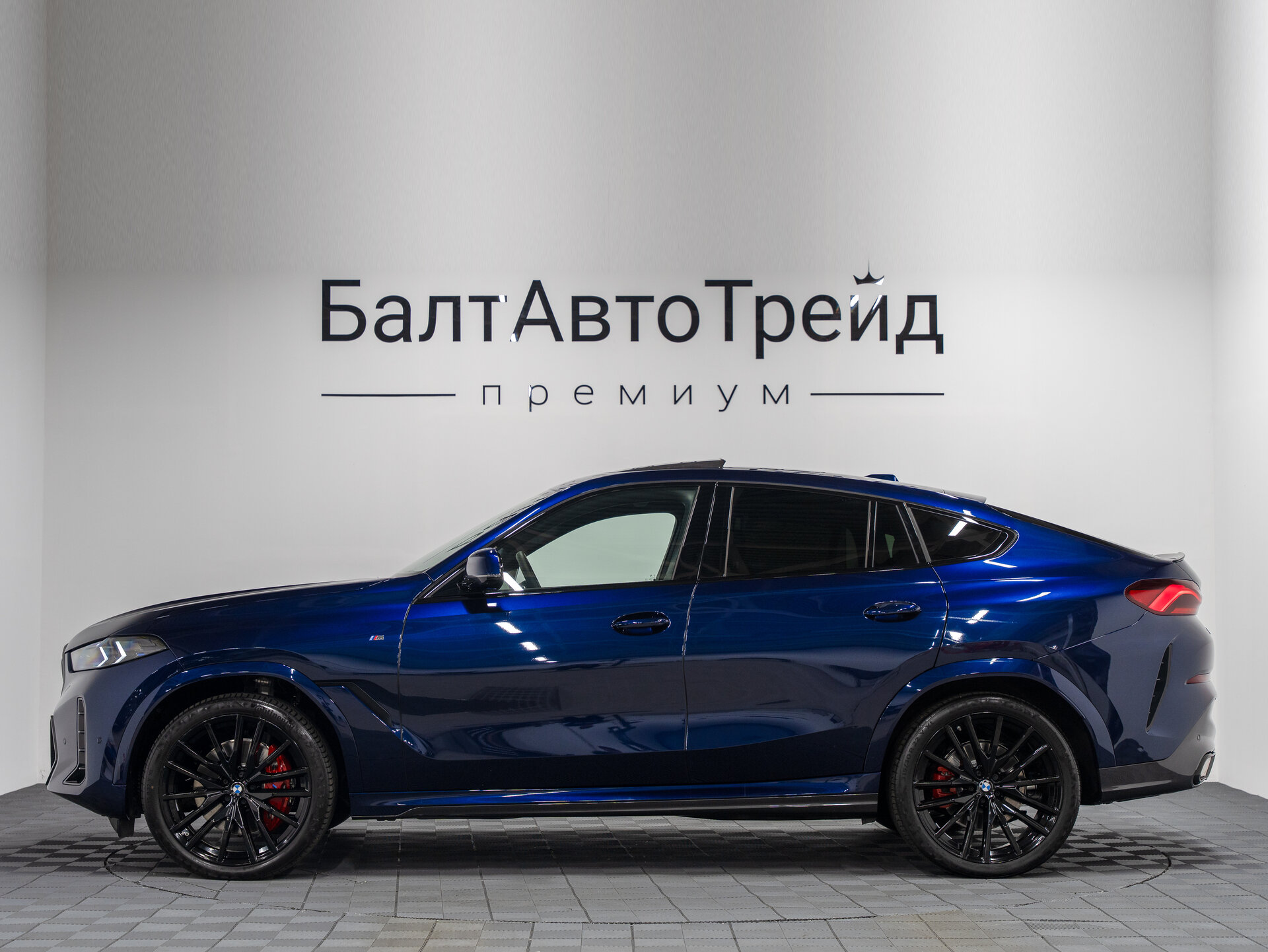 Автомобиль BMW X6 40d 3.0d AT (352 л.с.) 4WD - 11