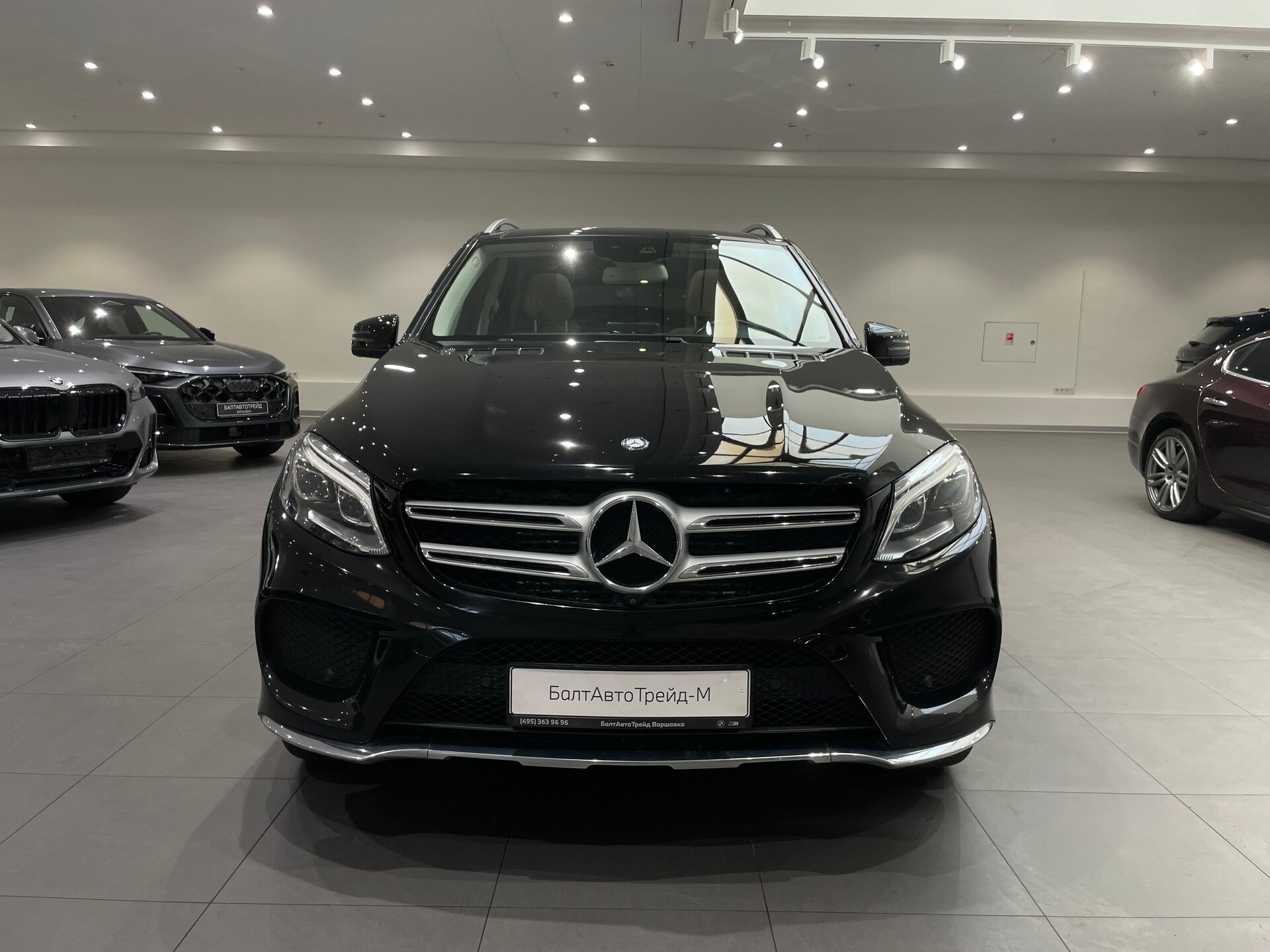 Автомобиль Mercedes-Benz GLE 350 d 3.0d AT (249 л.с.) 4WD - 2