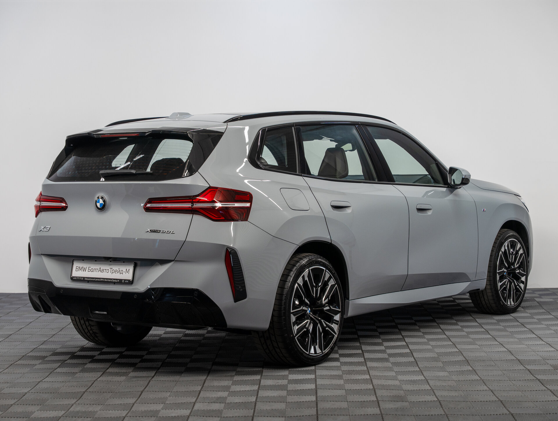 Автомобиль BMW X3 30L xDrive 2.0 AT (258 л.с.) 4WD - 5