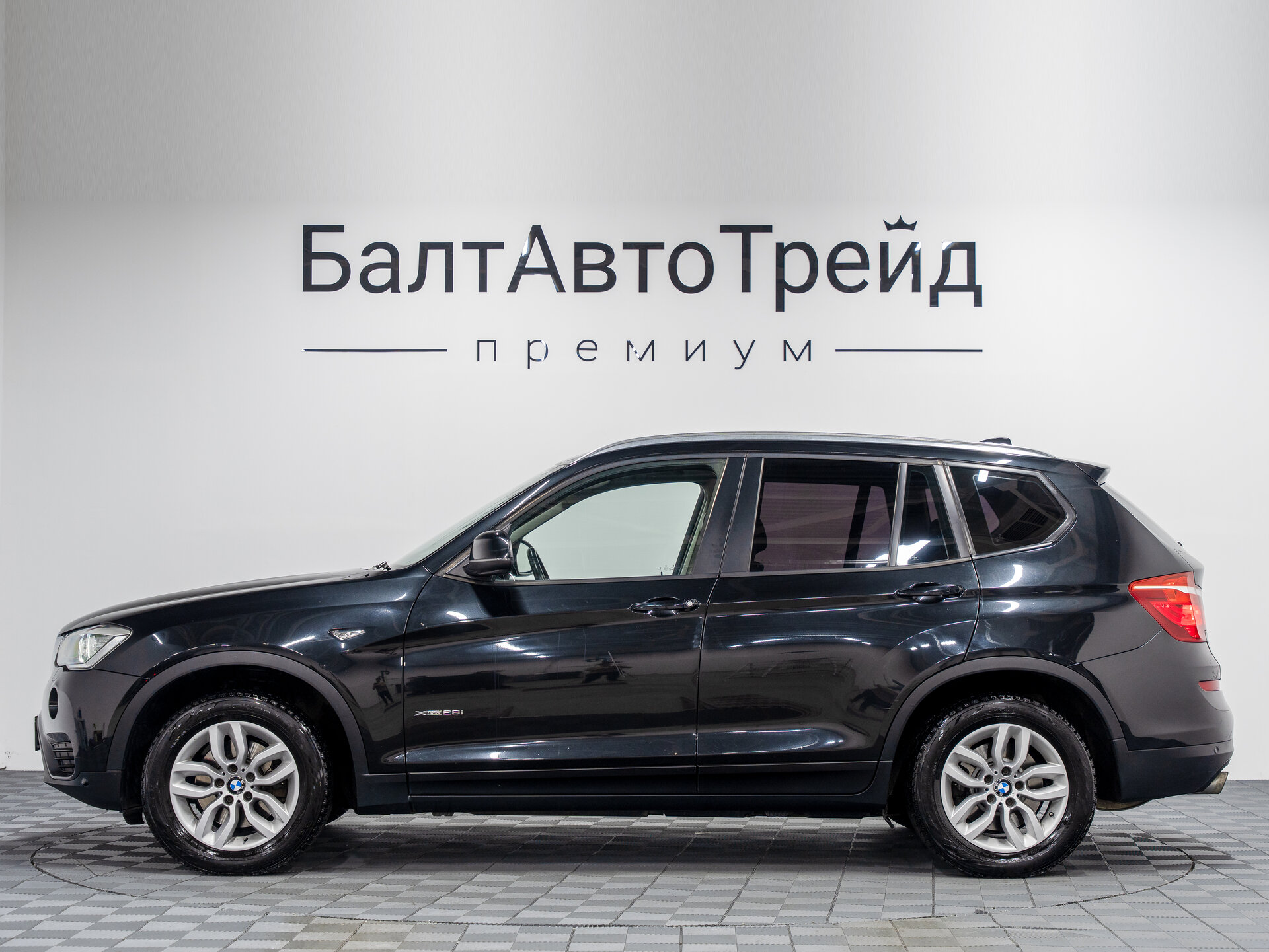 Автомобиль BMW X3 28i xDrive 2.0 AT (245 л.с.) 4WD - 12