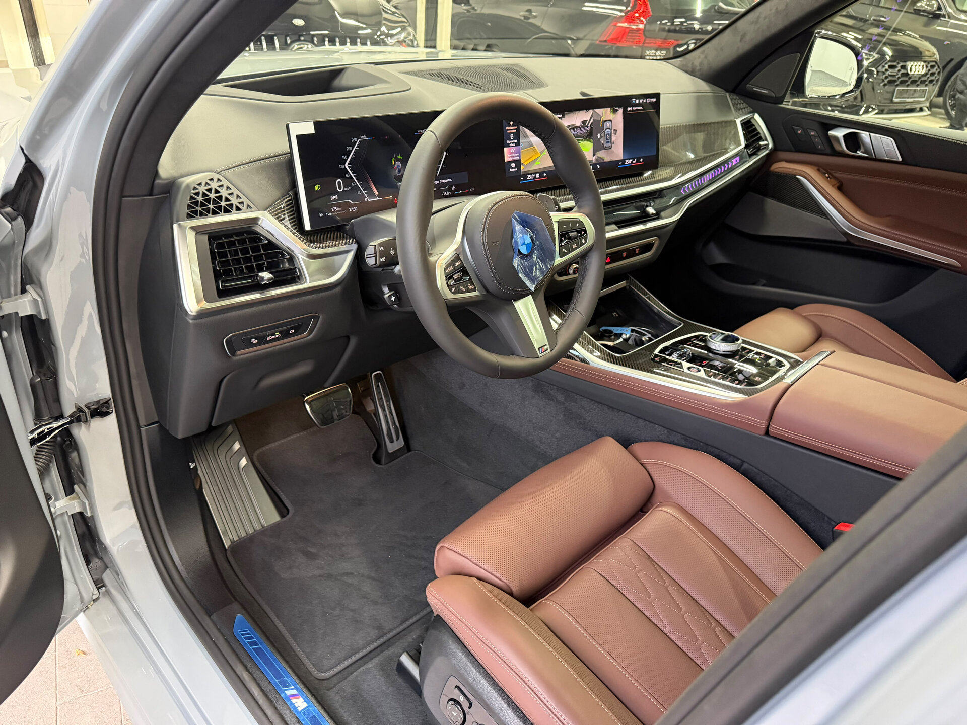 Автомобиль BMW X7 40d 3.0d AT (340 л.с.) 4WD - 5