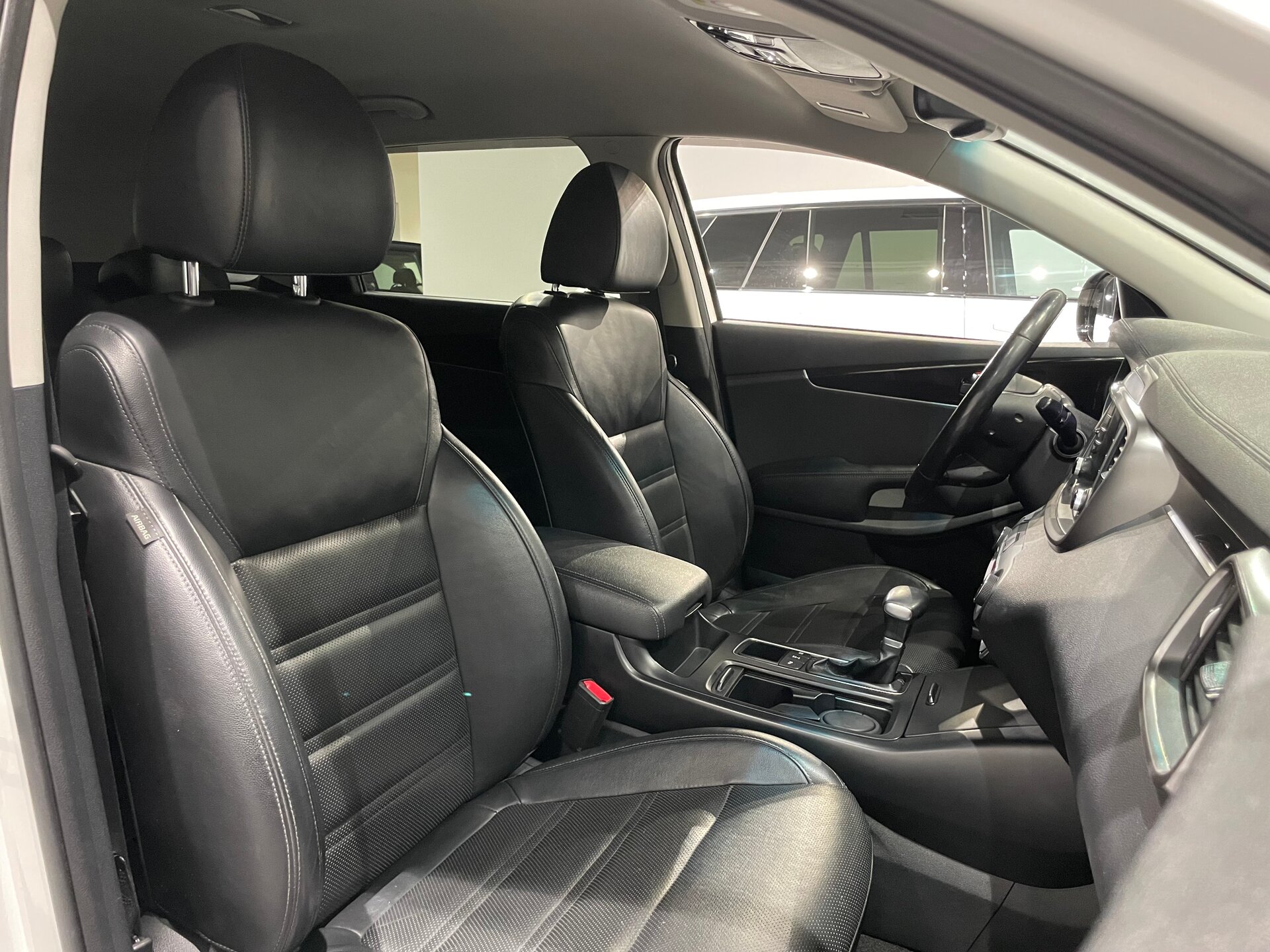 Автомобиль Kia Sorento 2.4 AT (188 л.с.) 4WD - 12