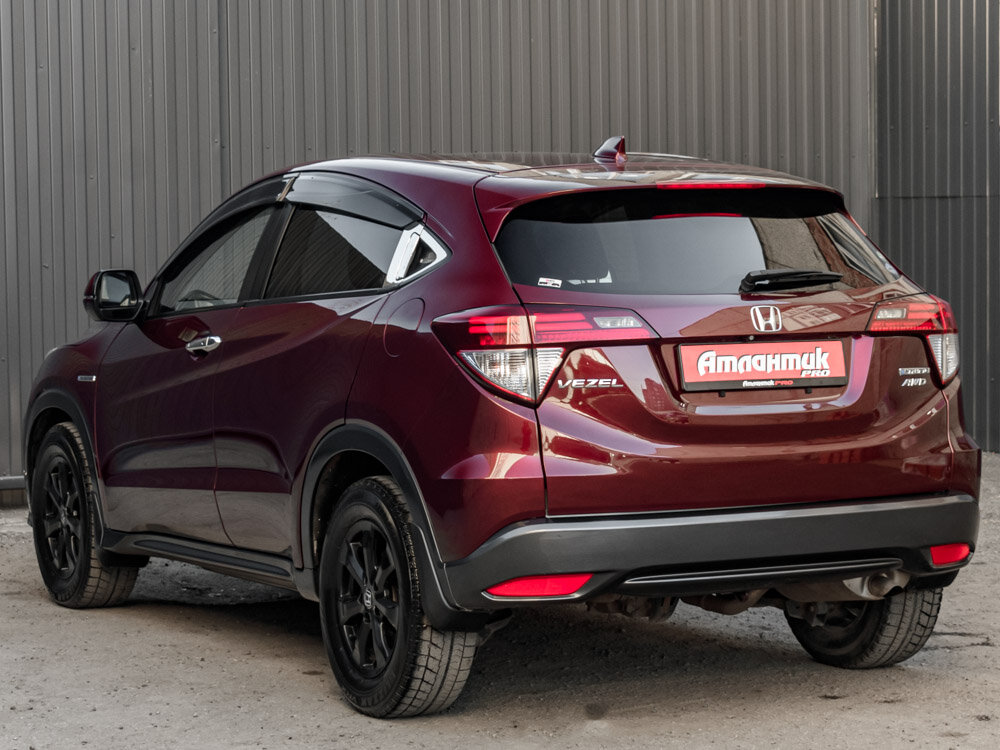Купить Honda Vezel 1.5hyb AMT (152 л.с.) 4WD, 2014 в Екатеренбурге