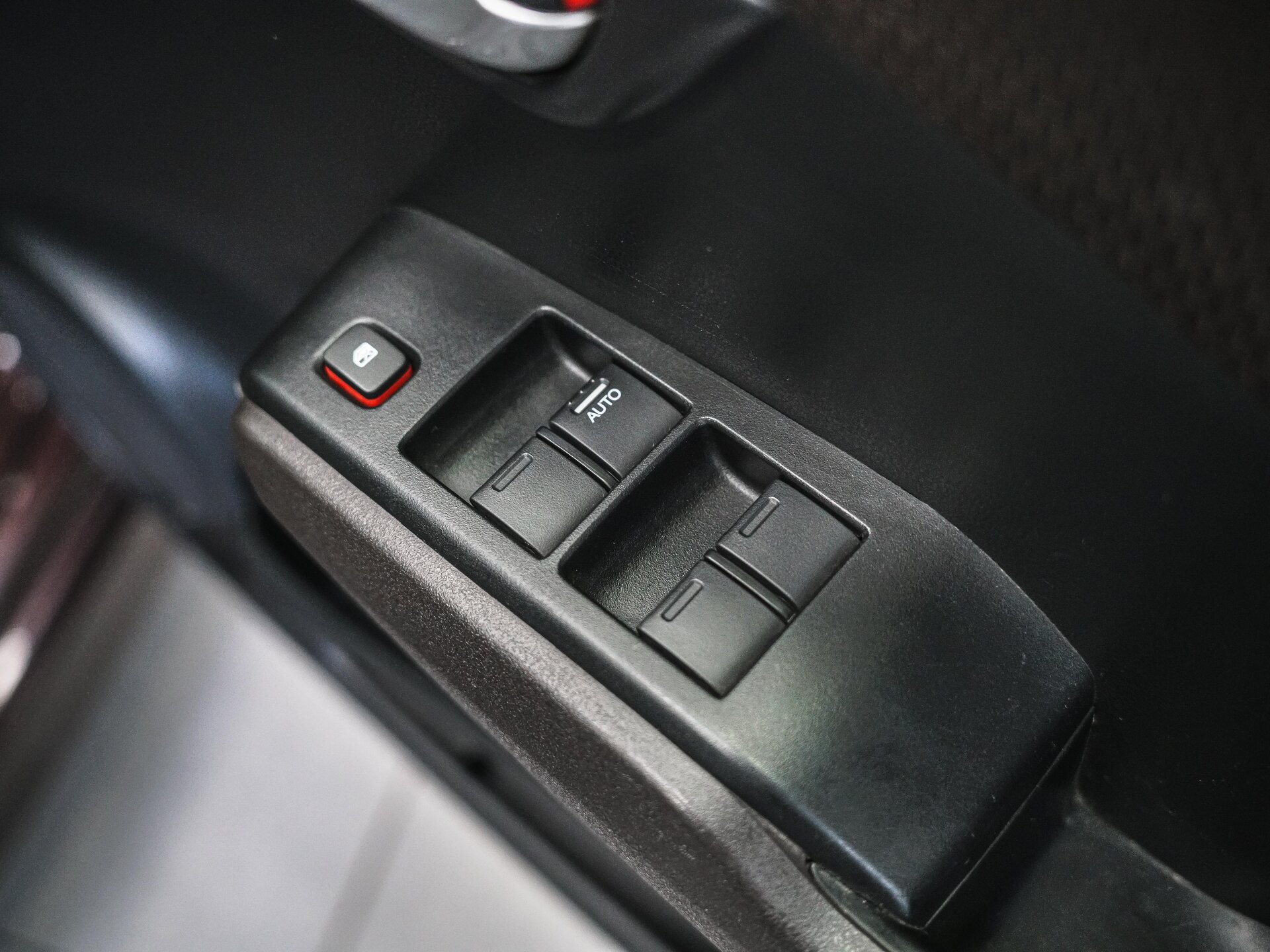 Honda Fit Shuttle 2012 9
