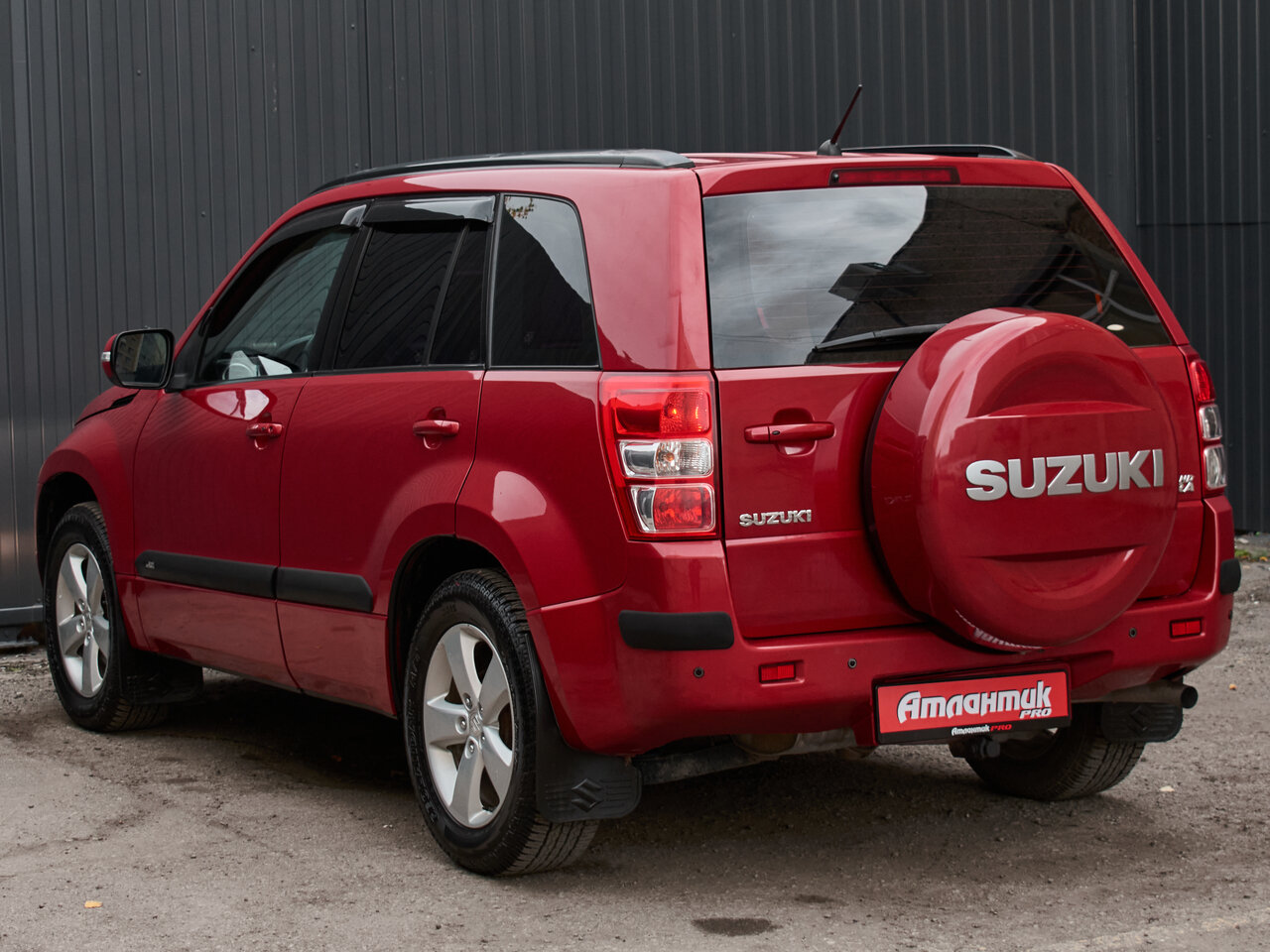 Купить Suzuki Grand Vitara 2.4 AT (169 л.с.) 4WD, 2011 в Екатеренбурге