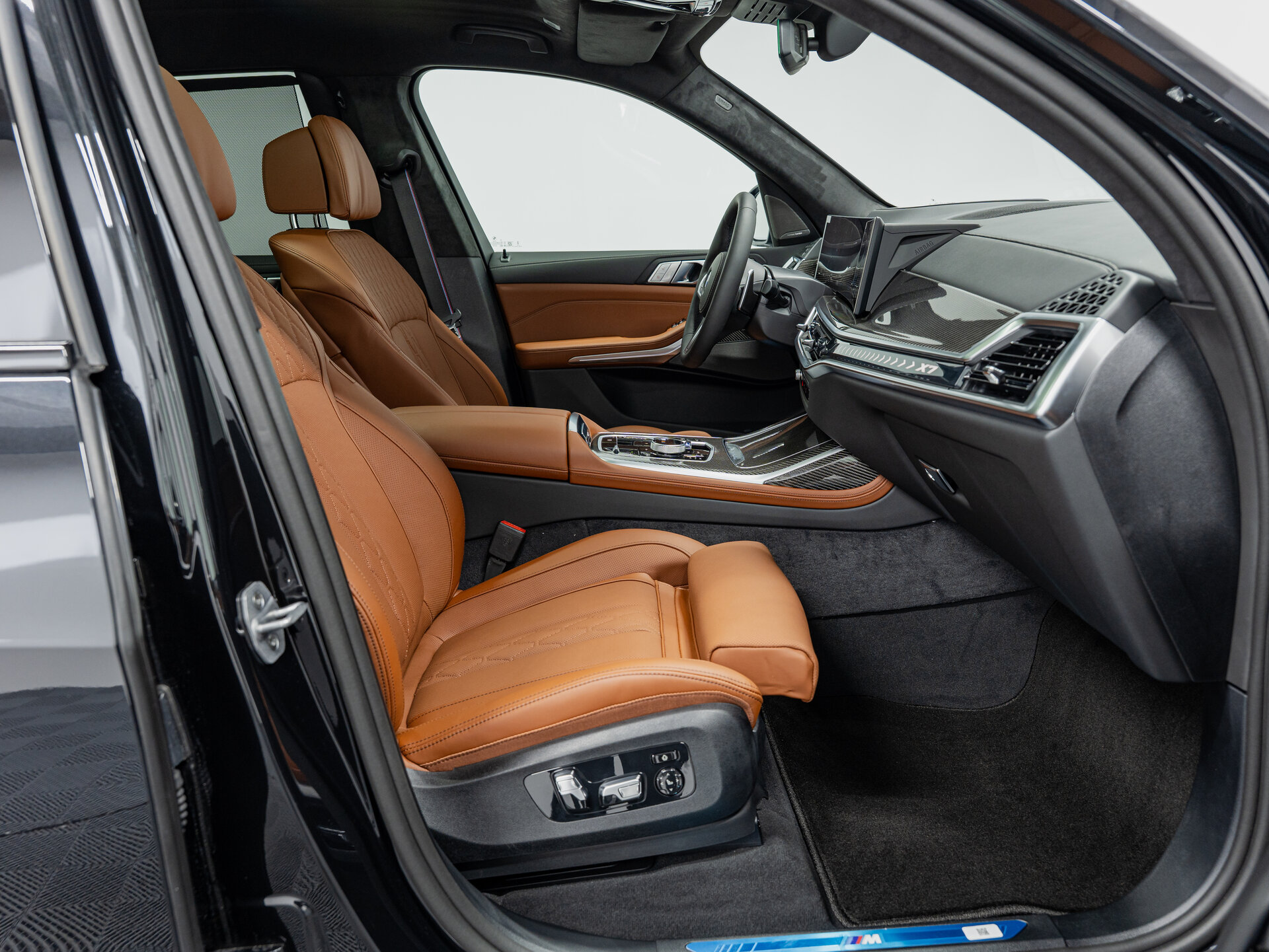 Автомобиль BMW X7 40d 3.0d AT (340 л.с.) 4WD - 13