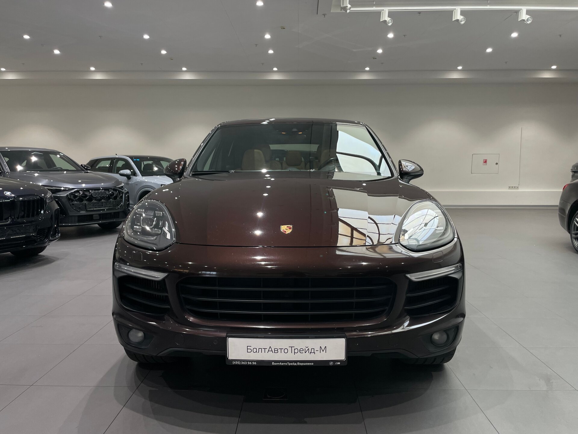 Автомобиль Porsche Cayenne Diesel 3.0d AT (245 л.с.) 4WD - 2