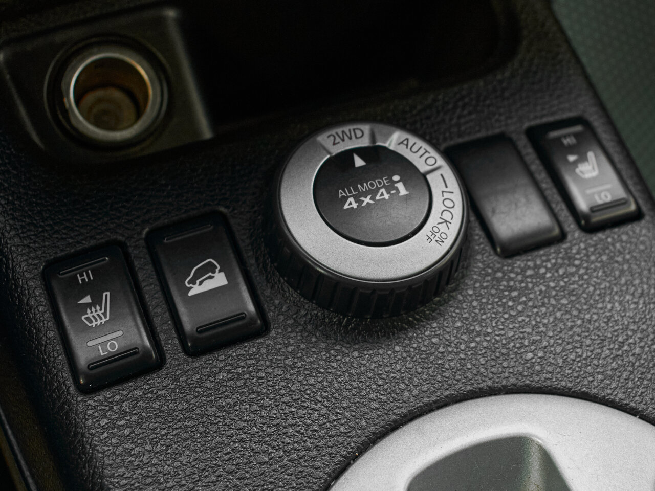 Купить Nissan X-Trail 2.0 CVT (141 л.с.) 4WD, 2008 в Екатеренбурге
