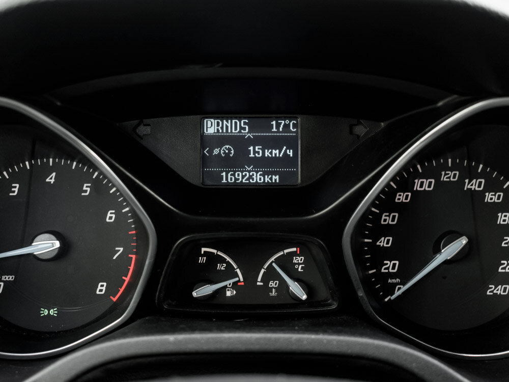 Купить Ford Focus 1.6 AMT (125 л.с.), 2011 в Екатеренбурге