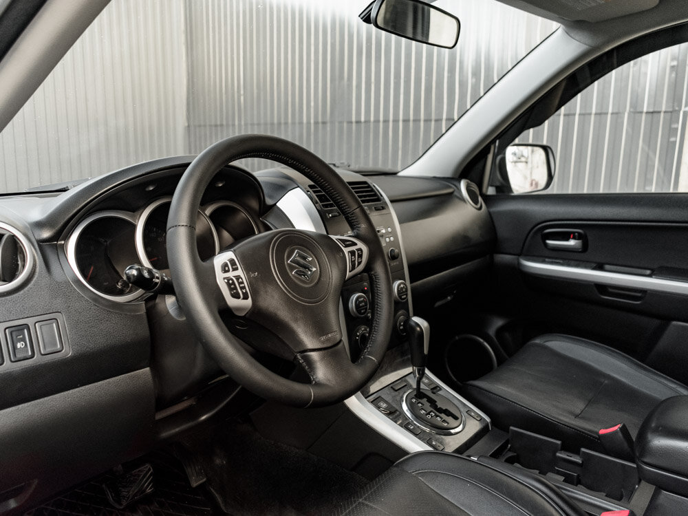 Купить Suzuki Grand Vitara 2.4 AT (169 л.с.) 4WD, 2011 в Екатеренбурге