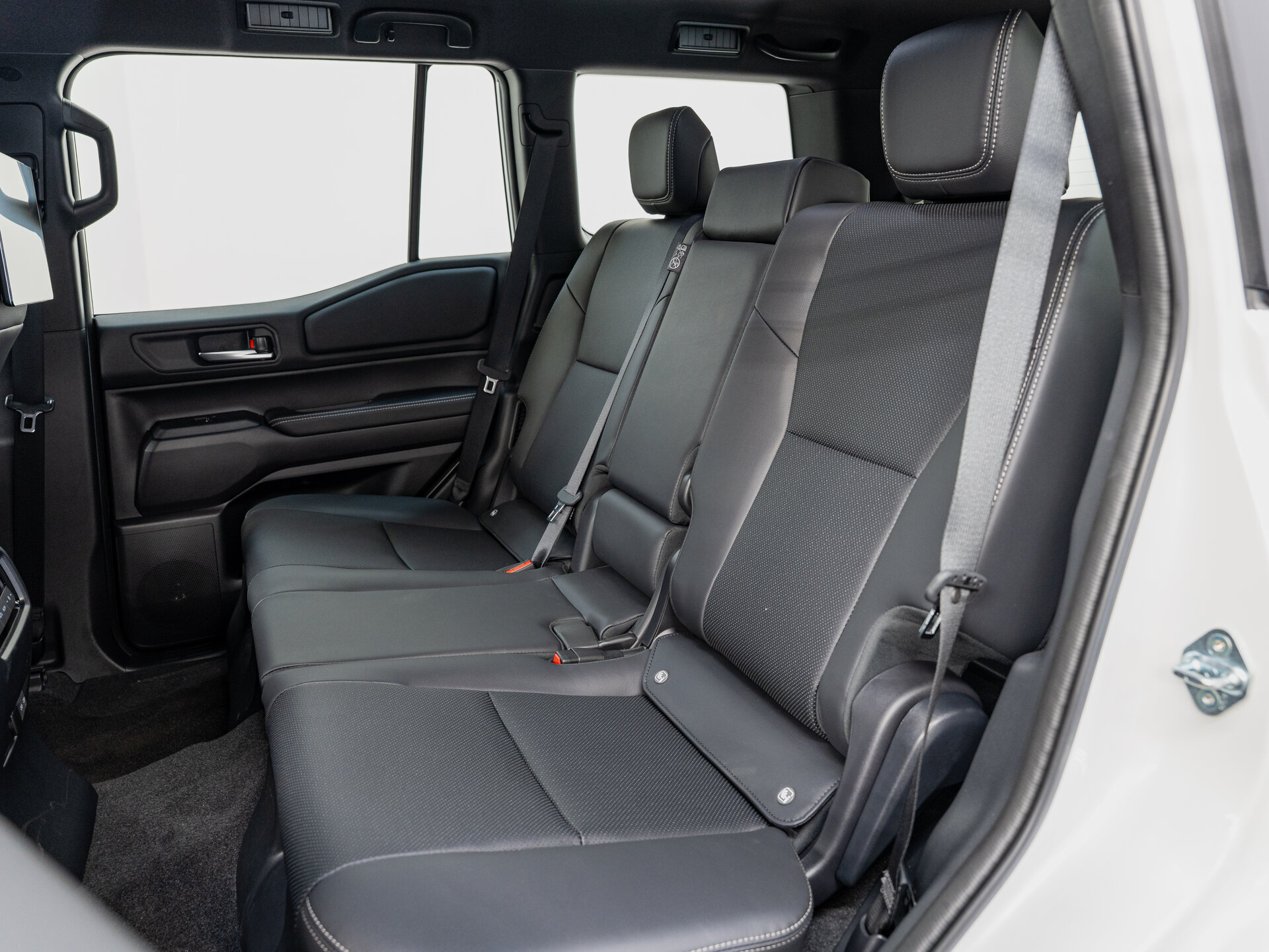 Автомобиль Toyota Land Cruiser Prado 2.8d AT (204 л.с.) 4WD - 20