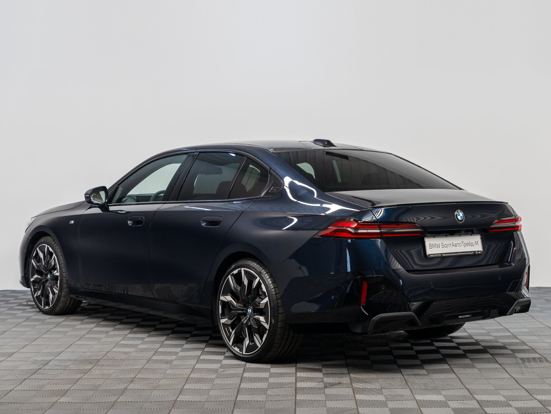 Автомобиль BMW 5 серии 520d xDrive 2.0d AT (197 л.с.) 4WD - 7