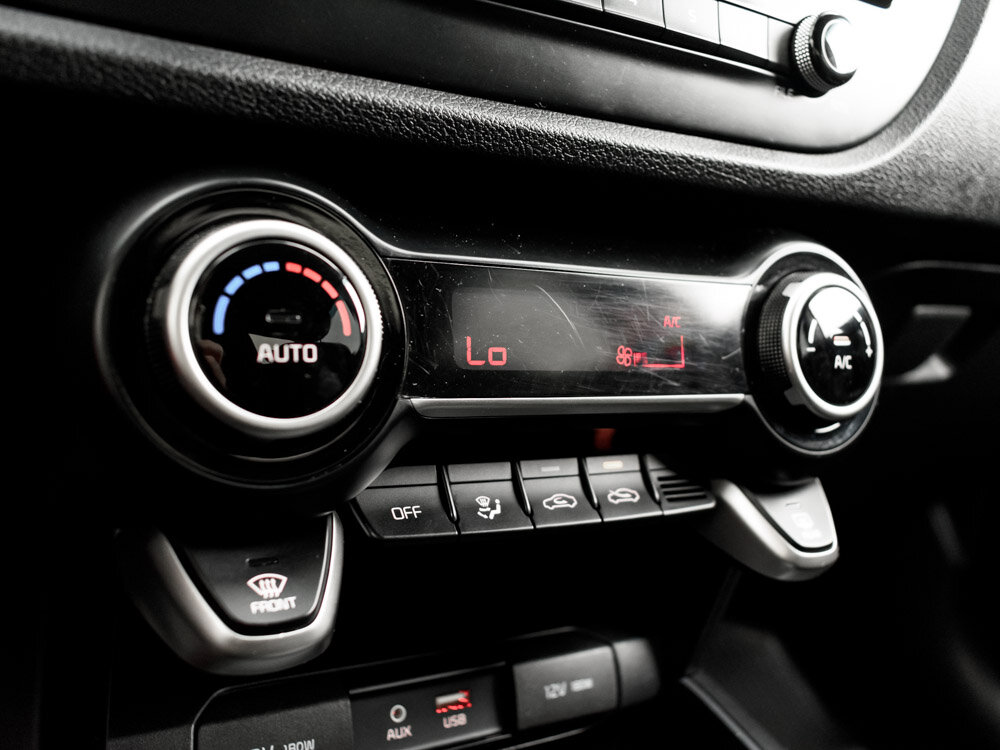 Купить Kia Rio 1.6 AT (123 л.с.), 2019 в Екатеренбурге