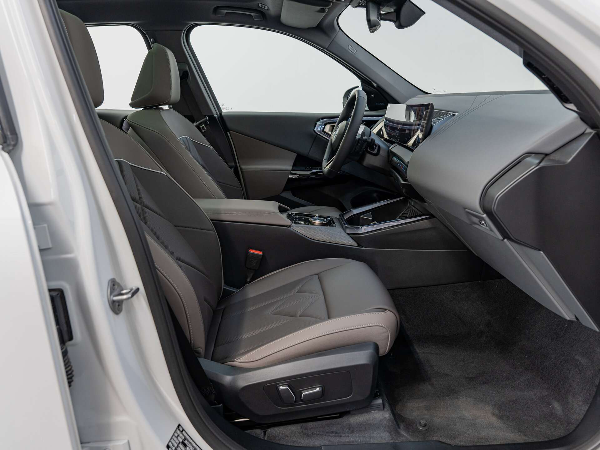 Автомобиль BMW X3 30L xDrive 2.0 AT (258 л.с.) 4WD - 10
