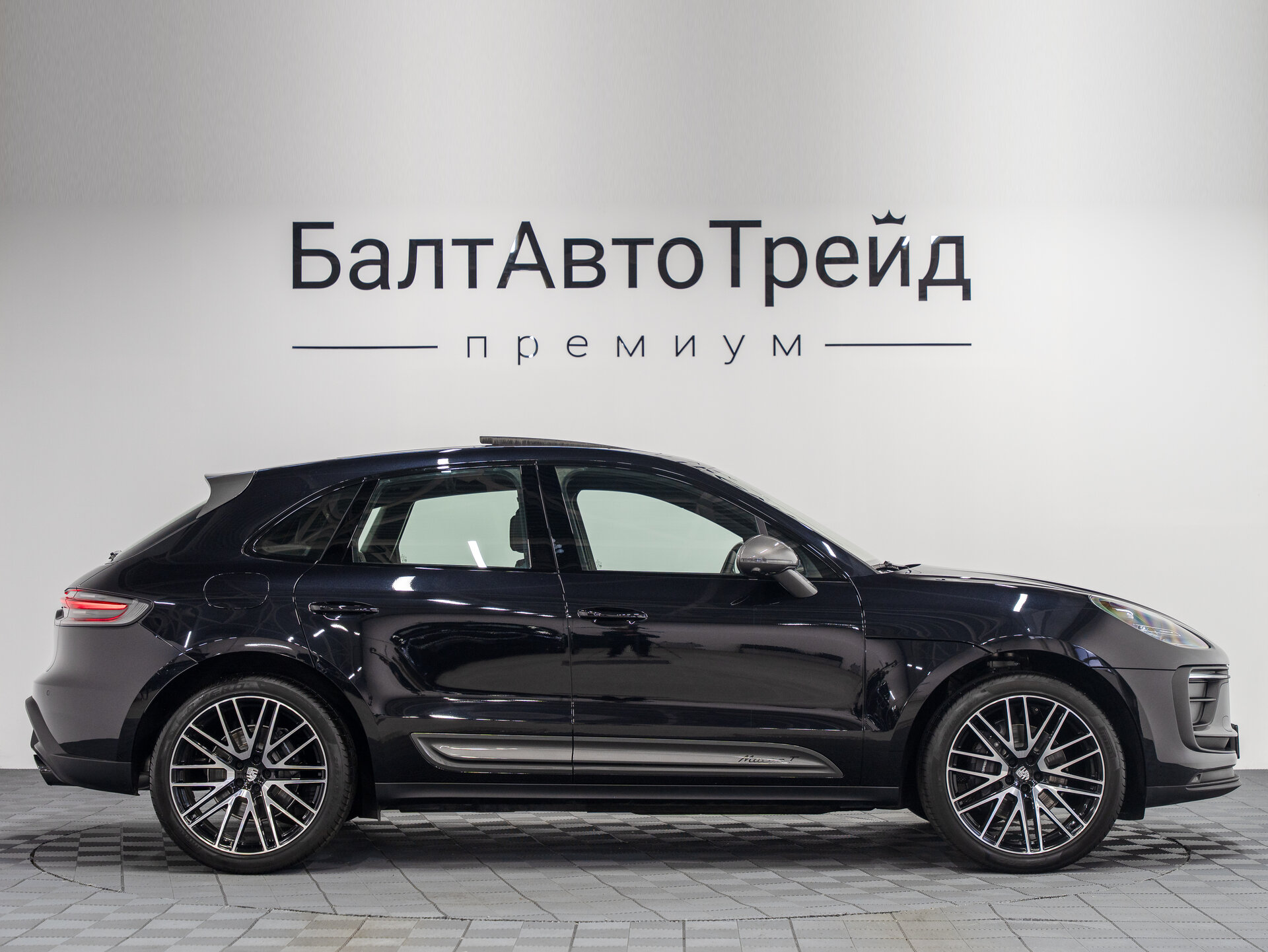 Автомобиль Porsche Macan 2.0 AMT (265 л.с.) 4WD - 6