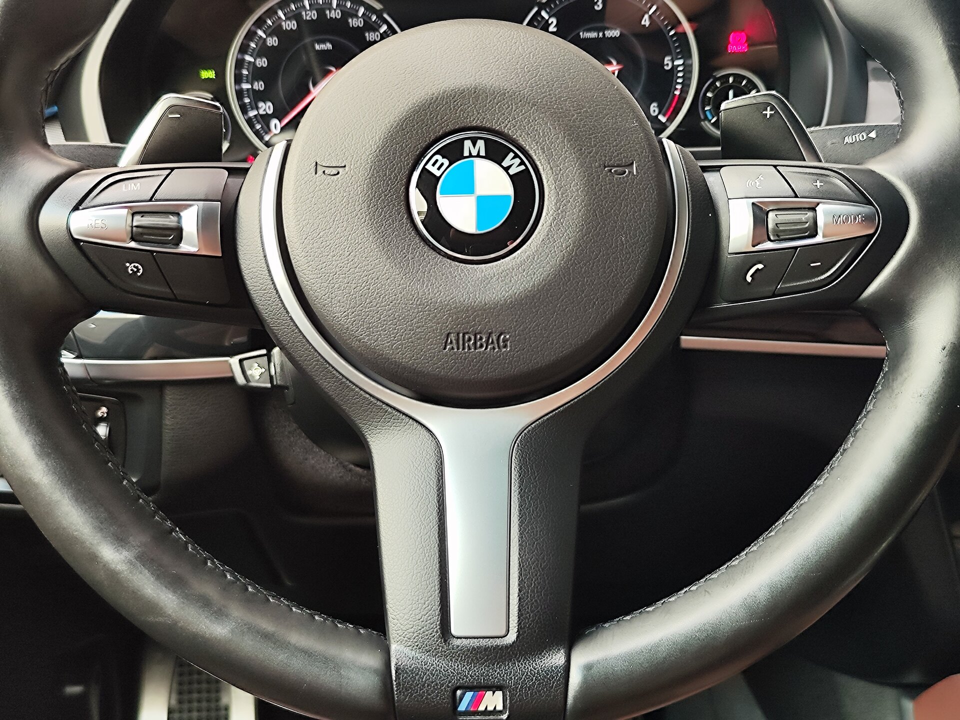 Автомобиль BMW X6 40d 3.0d AT (313 л.с.) 4WD - 16