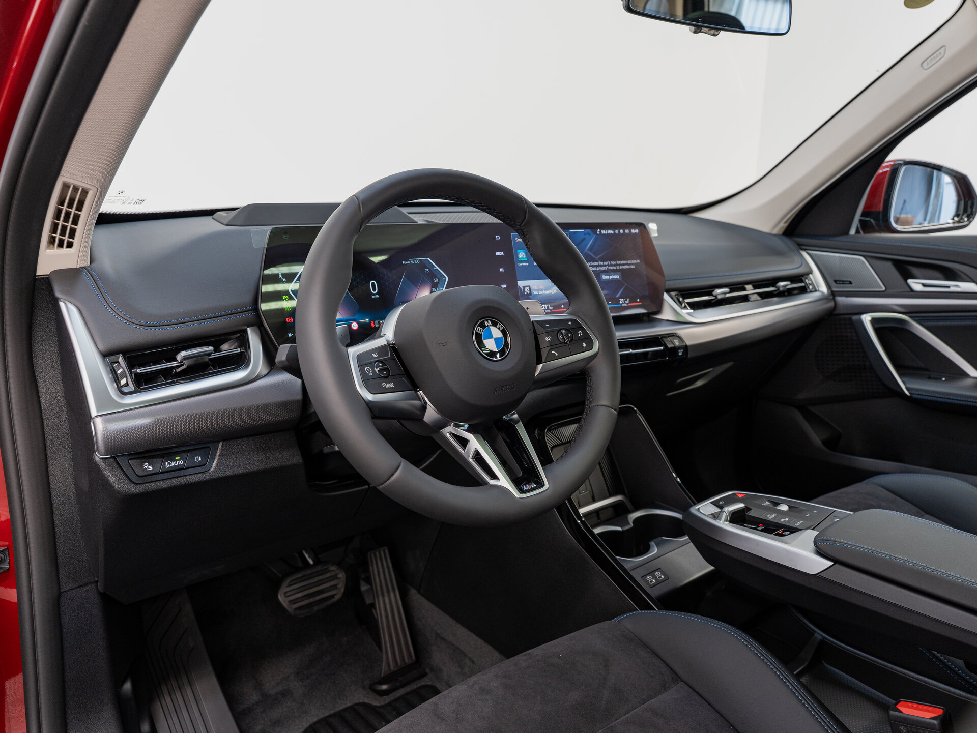 Автомобиль BMW X1 25Li xDrive 2.0 AMT (204 л.с.) 4WD - 11