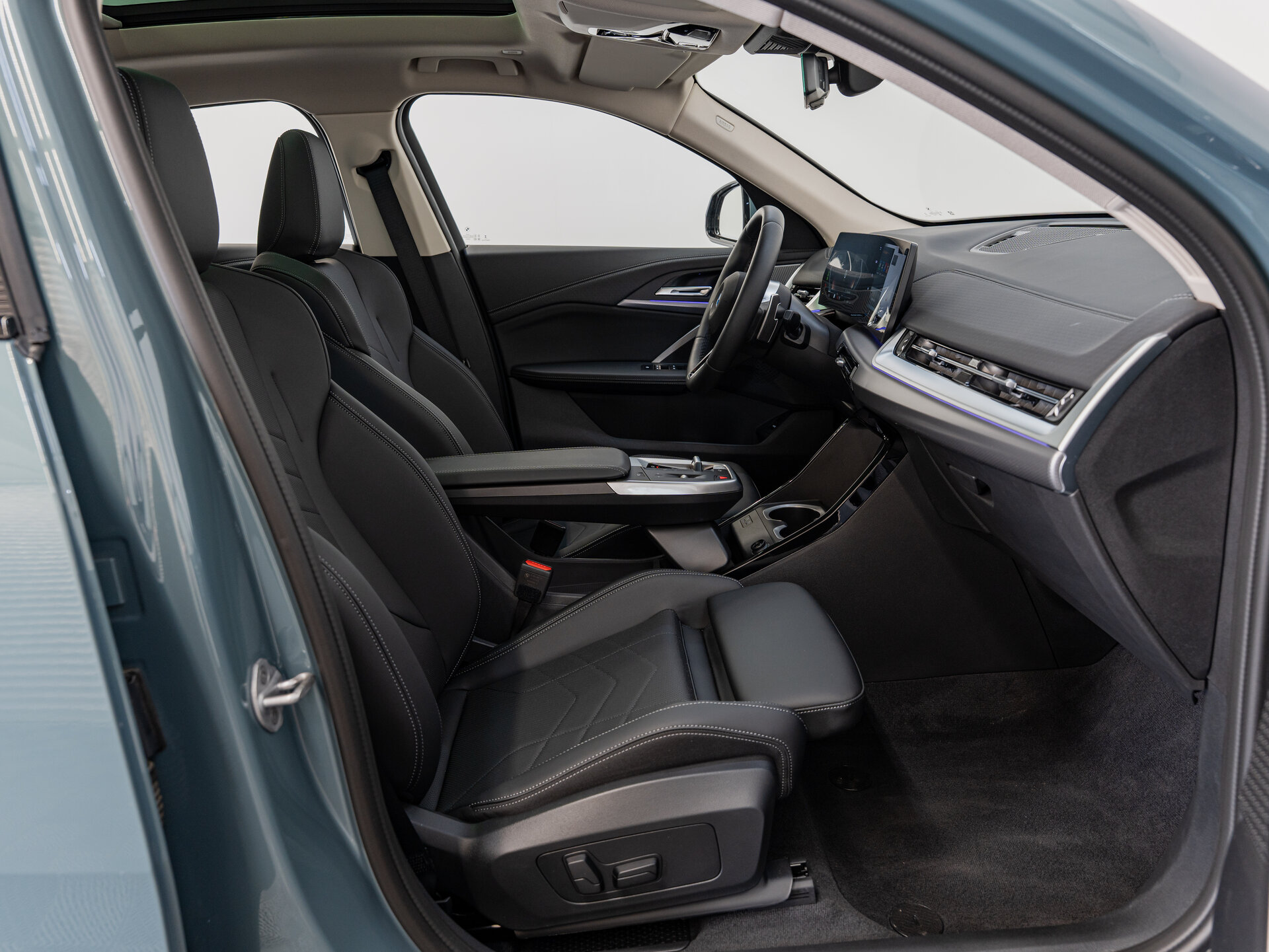 Автомобиль BMW X2 xDrive25i 2.0 AMT (204 л.с.) 4WD - 10