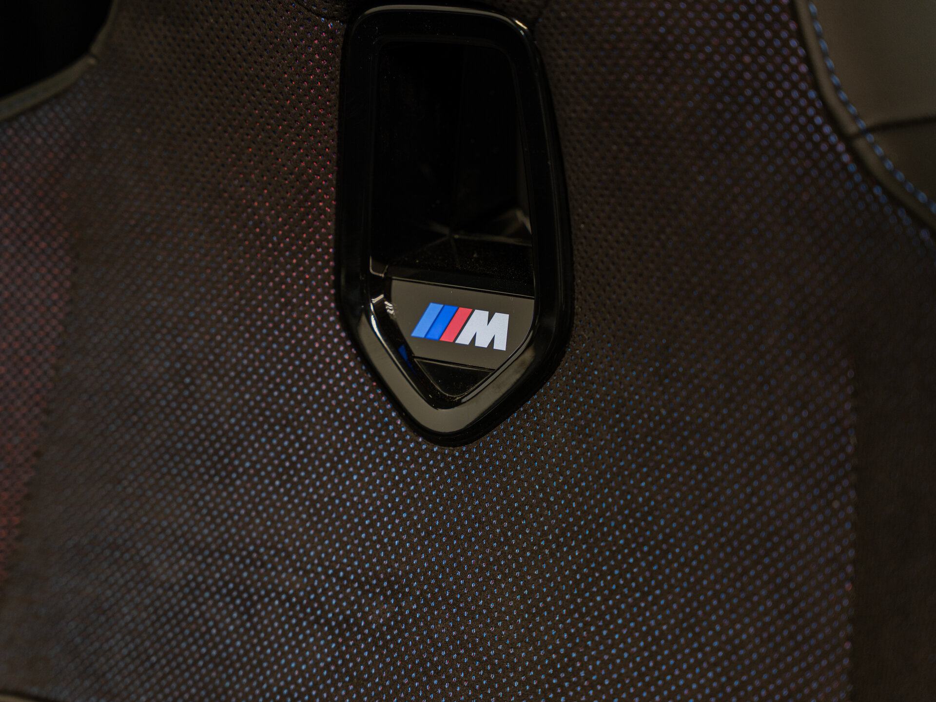 Автомобиль BMW X1 25Li xDrive 2.0 AMT (204 л.с.) 4WD - 18