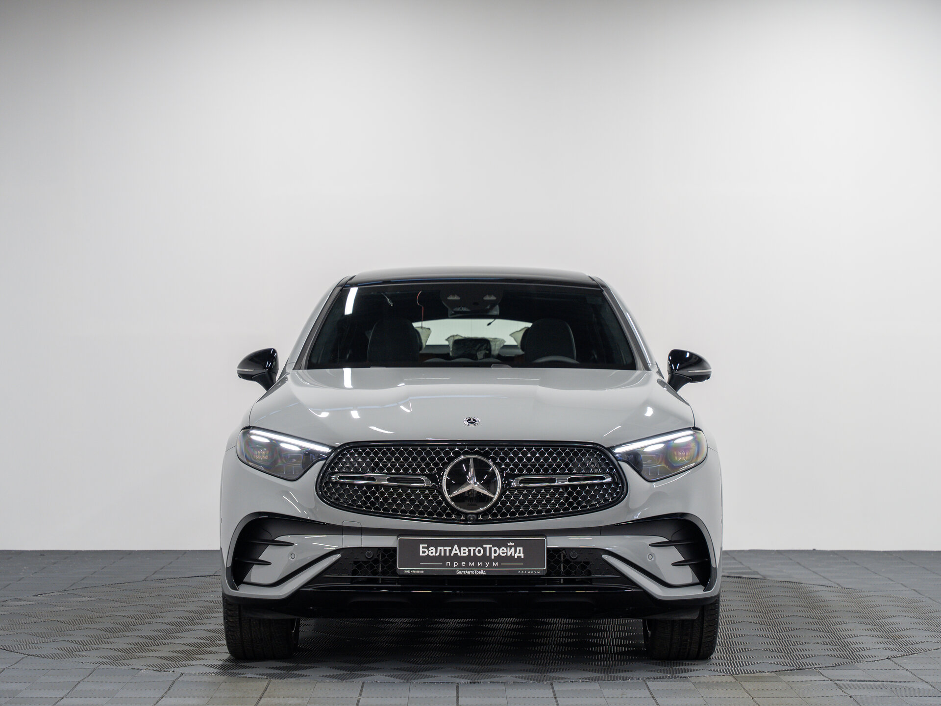 Автомобиль Mercedes-Benz GLC Coupe 300 2.0 AT (258 л.с.) 4WD - 5