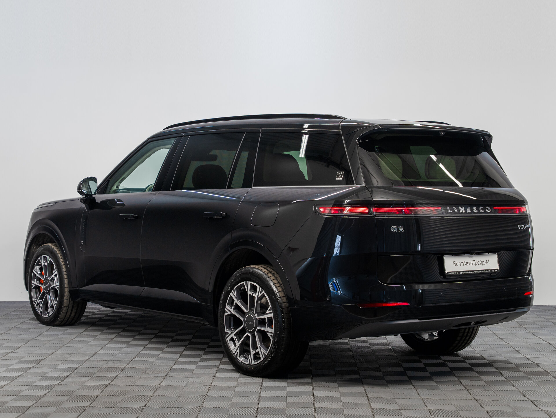 Автомобиль Lynk & Co 900 2.0hyb AT (734 л.с.) 4WD - 7