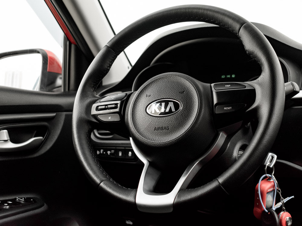 Купить Kia Rio 1.6 AT (123 л.с.), 2019 в Екатеренбурге