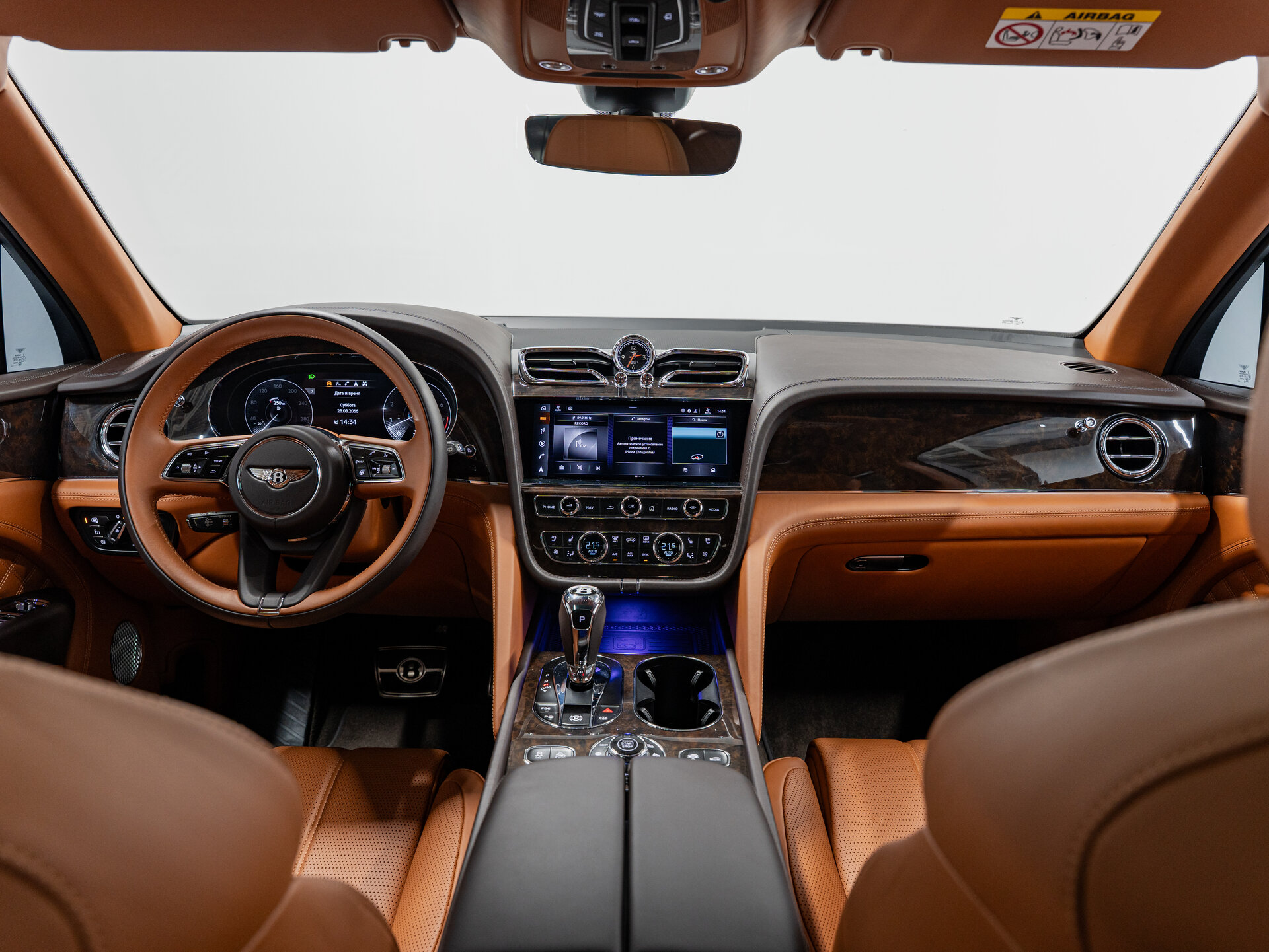 Автомобиль Bentley Bentayga 4.0 AT (550 л.с.) 4WD - 16