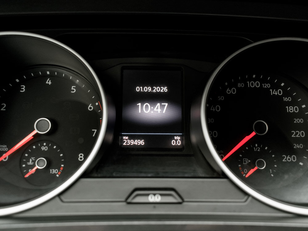 Купить Volkswagen Tiguan 2.0 AMT (180 л.с.) 4WD, 2017 в Екатеренбурге