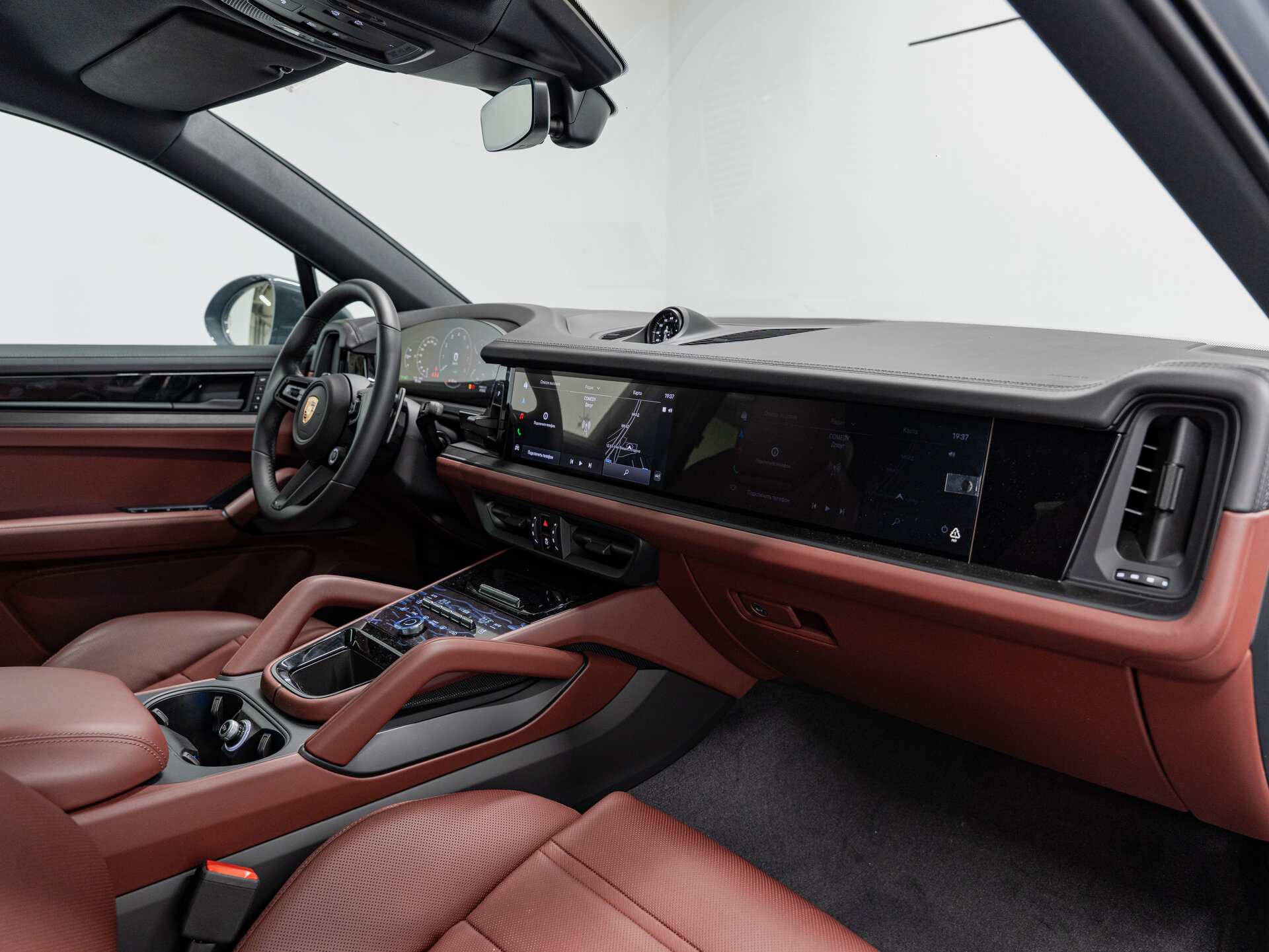 Автомобиль Porsche Cayenne E-Hybrid Coupé 3.0hyb AT (470 л.с.) 4WD - 15