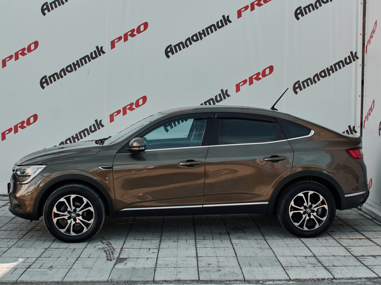 Купить Renault Arkana 1.3 CVT (150 л.с.) 4WD, 2019 в Екатеренбурге