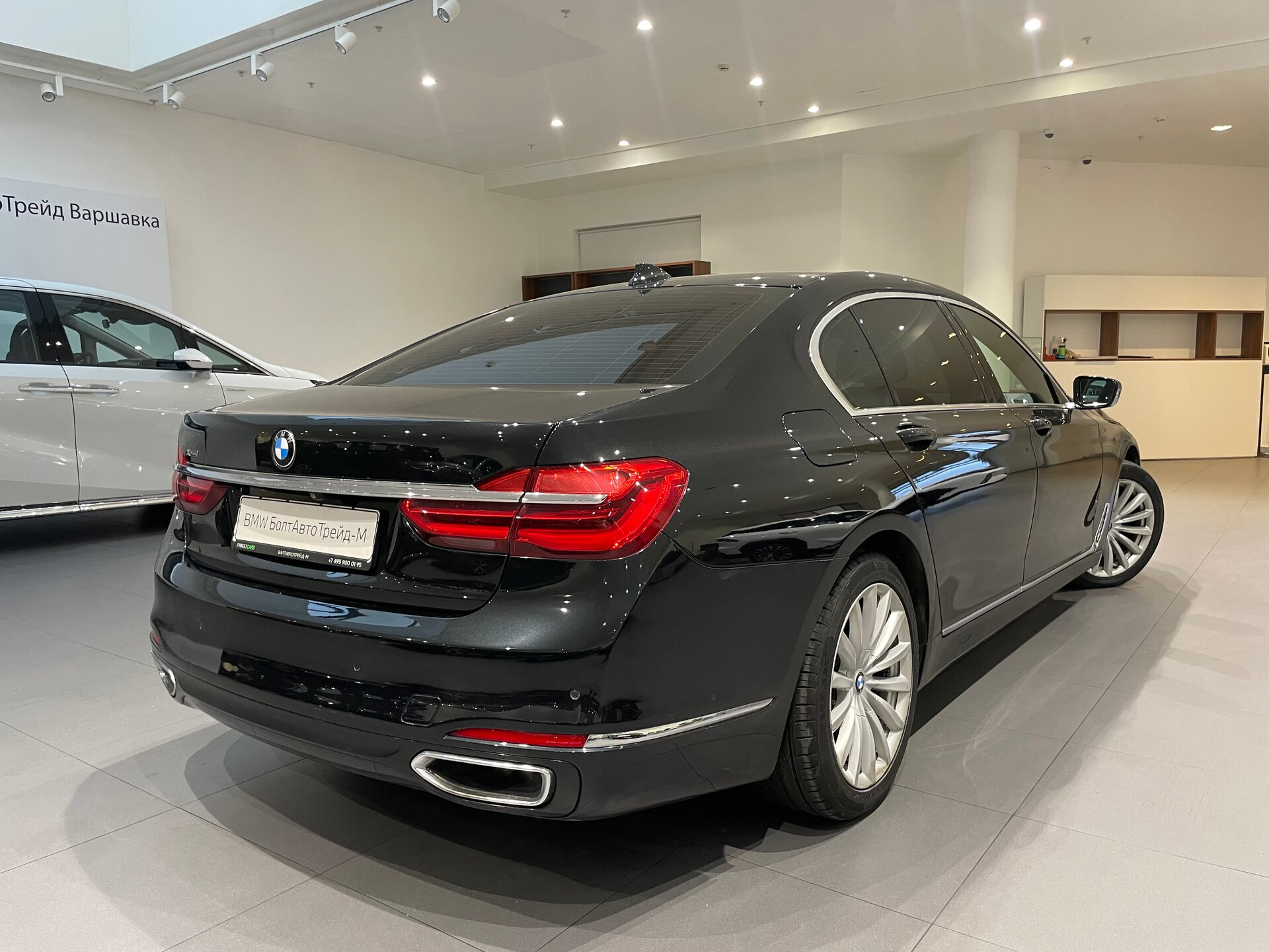 Автомобиль BMW 7 серии 730Ld xDrive 3.0d AT (265 л.с.) 4WD - 6