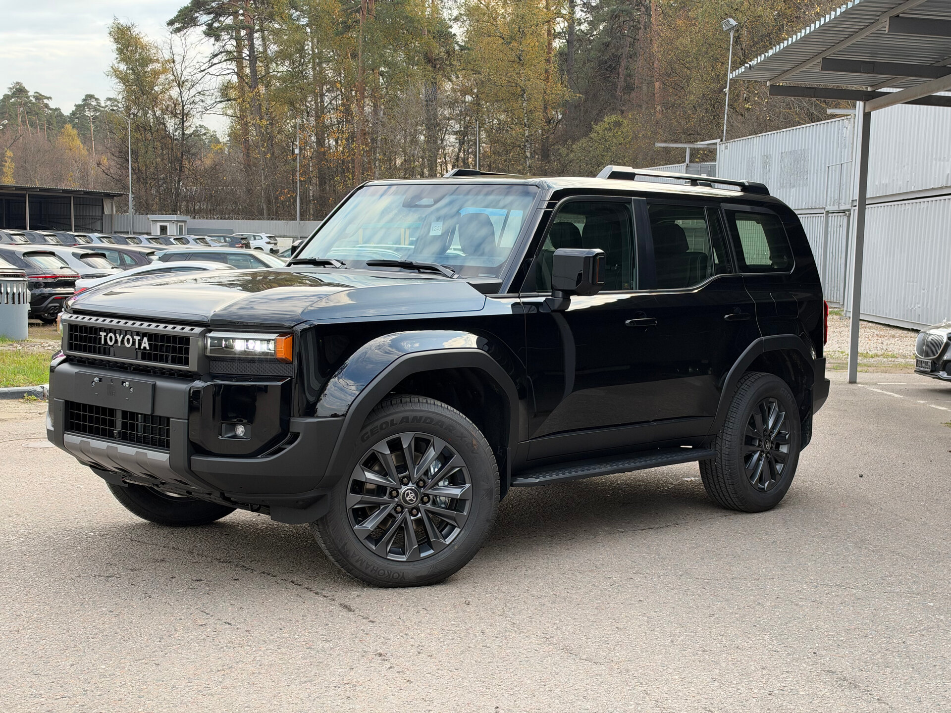 Автомобиль Toyota Land Cruiser Prado 2.8d AT (204 л.с.) 4WD - 1