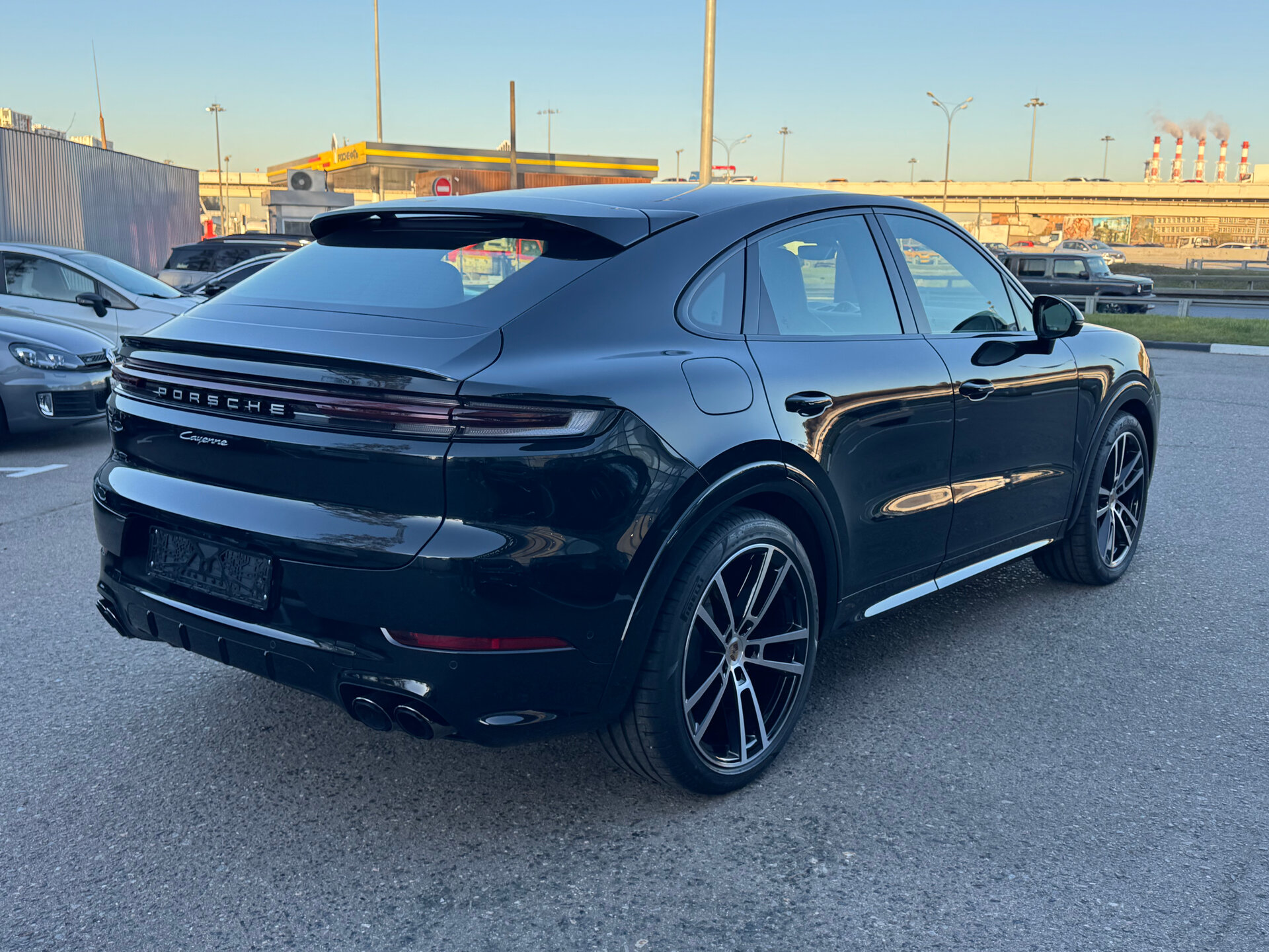 Автомобиль Porsche Cayenne Coupé 3.0 AT (353 л.с.) 4WD - 2