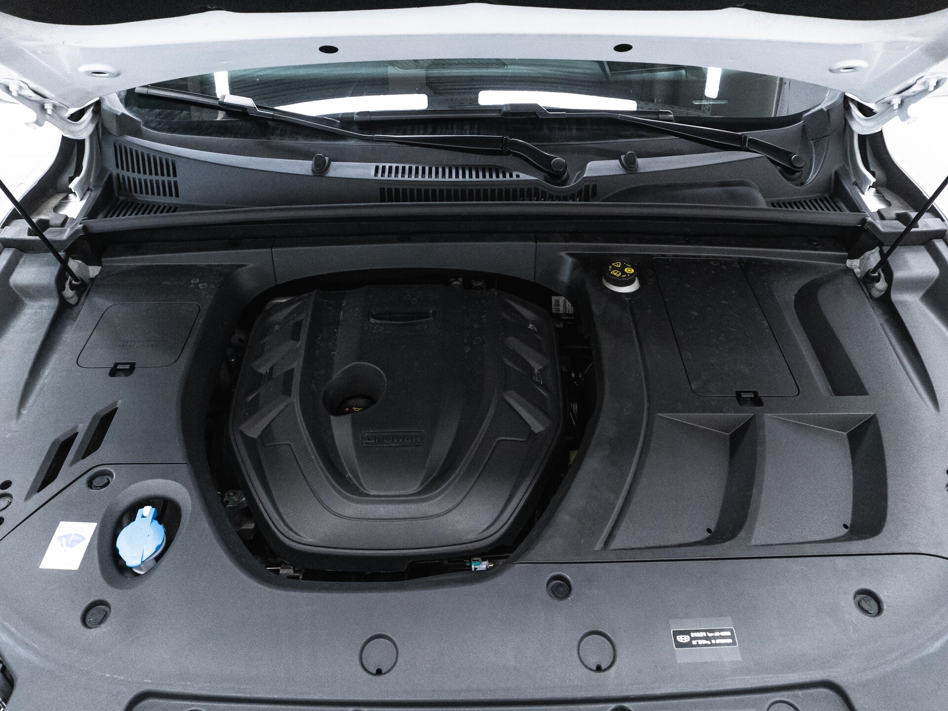 Geely Tugella 2022 35