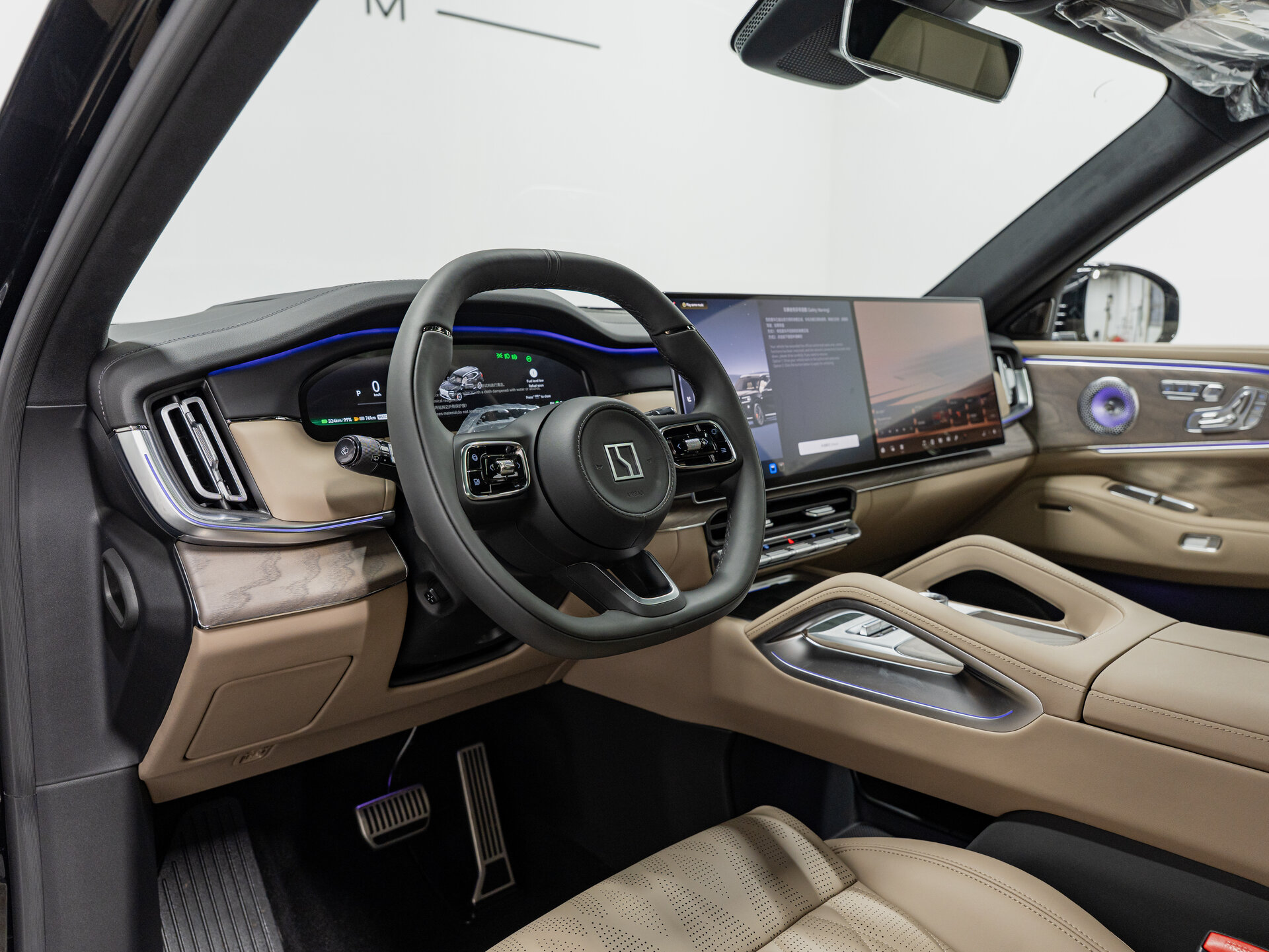Автомобиль Zeekr 8X 70 kWh 2.0hyb AT (898 л.с.) 4WD - 12