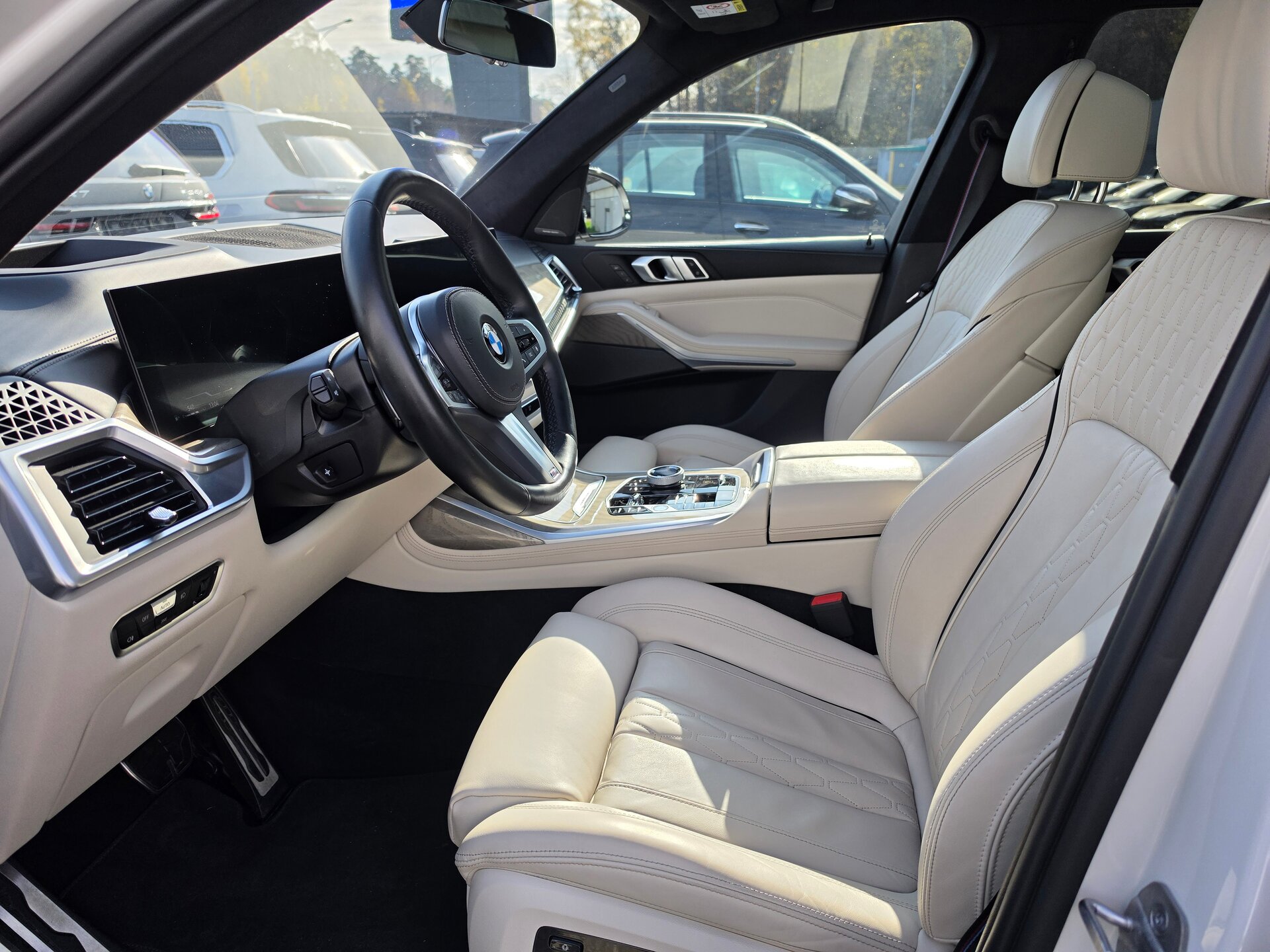 Автомобиль BMW X7 40d 3.0d AT (340 л.с.) 4WD - 8