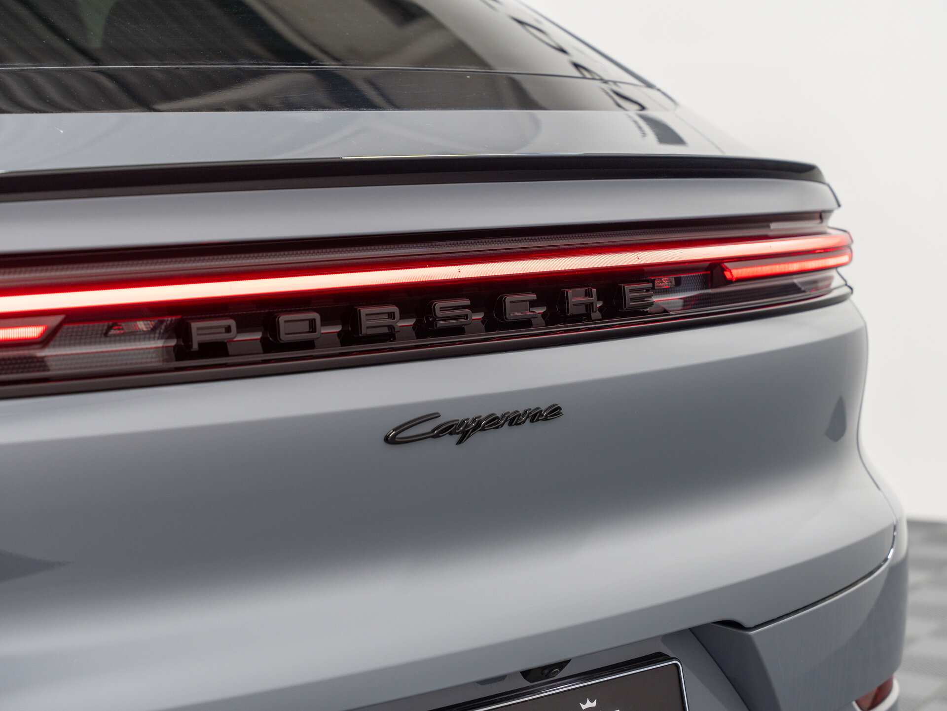 Автомобиль Porsche Cayenne E-Hybrid Coupé 3.0hyb AT (470 л.с.) 4WD - 11