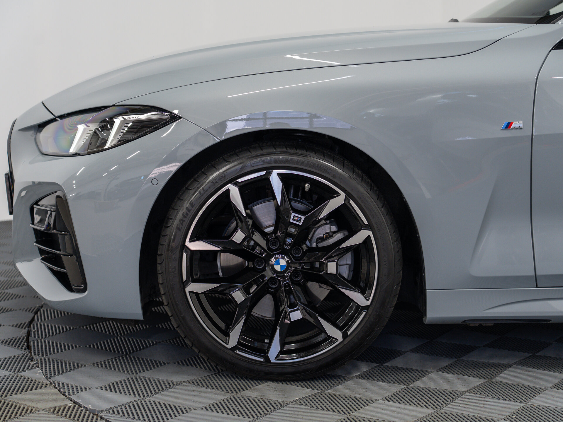 Автомобиль BMW 4 серии 430i 2.0 AT (245 л.с.) - 4